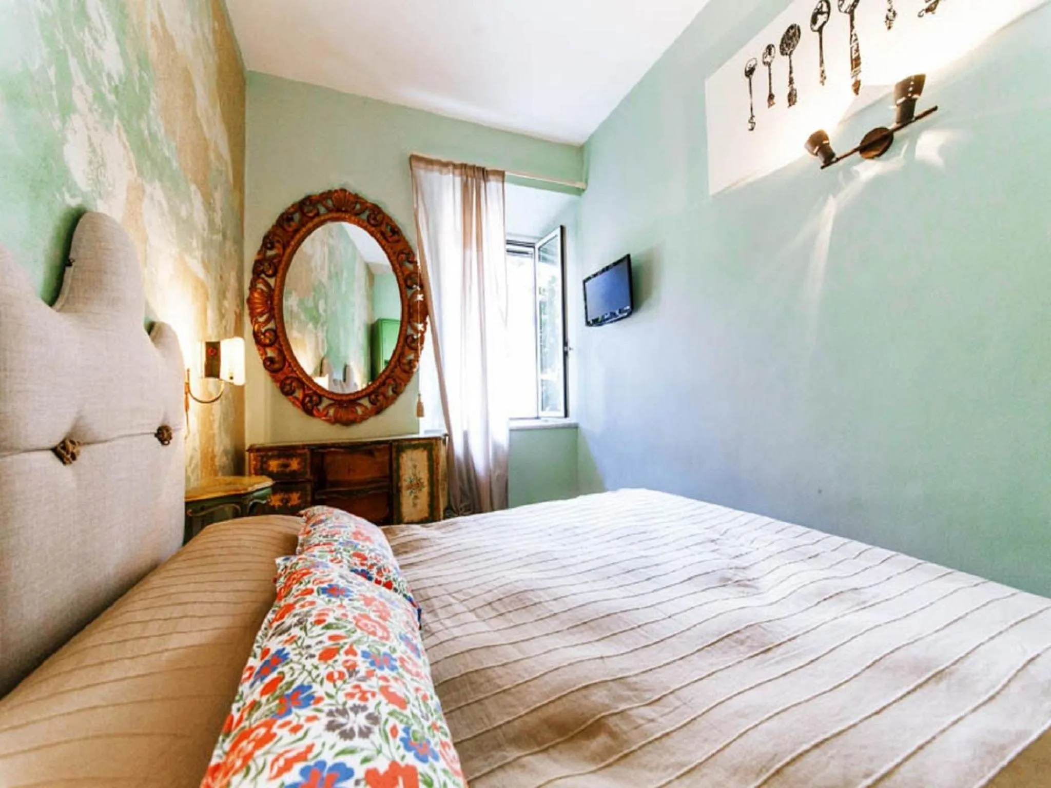 Bedroom, Bed in Signor Suite Colosseo