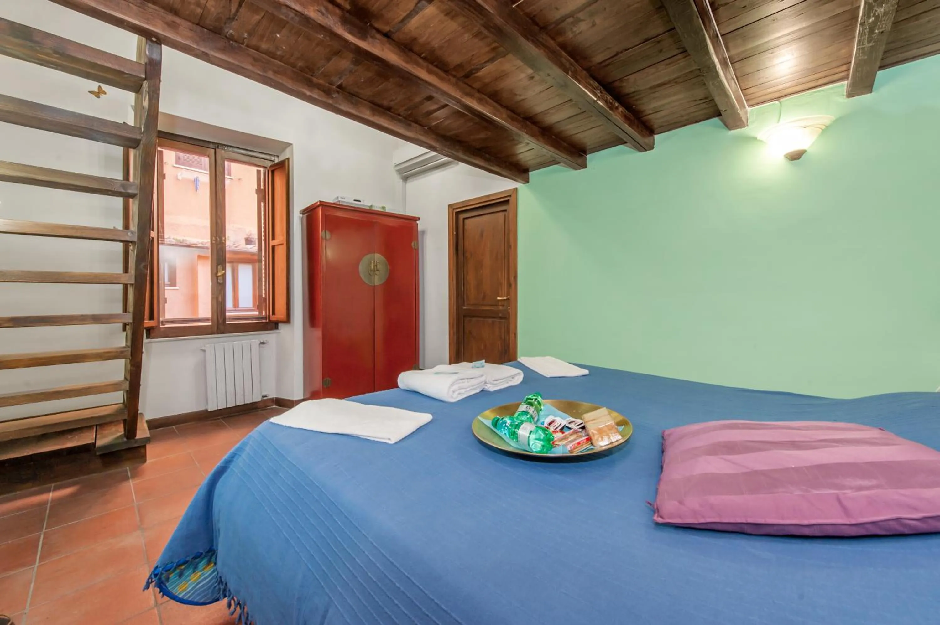 Bed in Signor Suite Colosseo