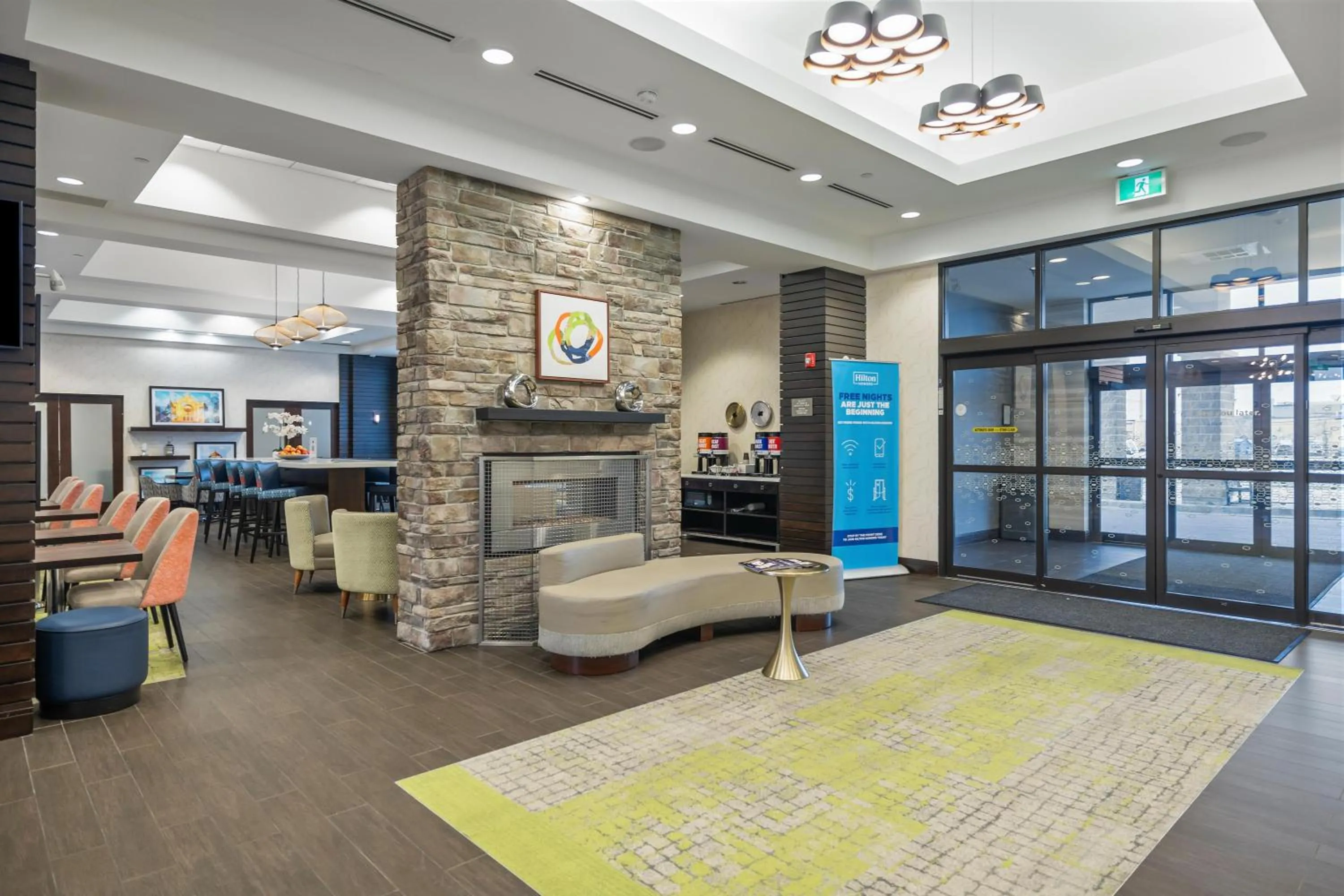 Lobby or reception in Hampton Inn by Hilton Winnipeg