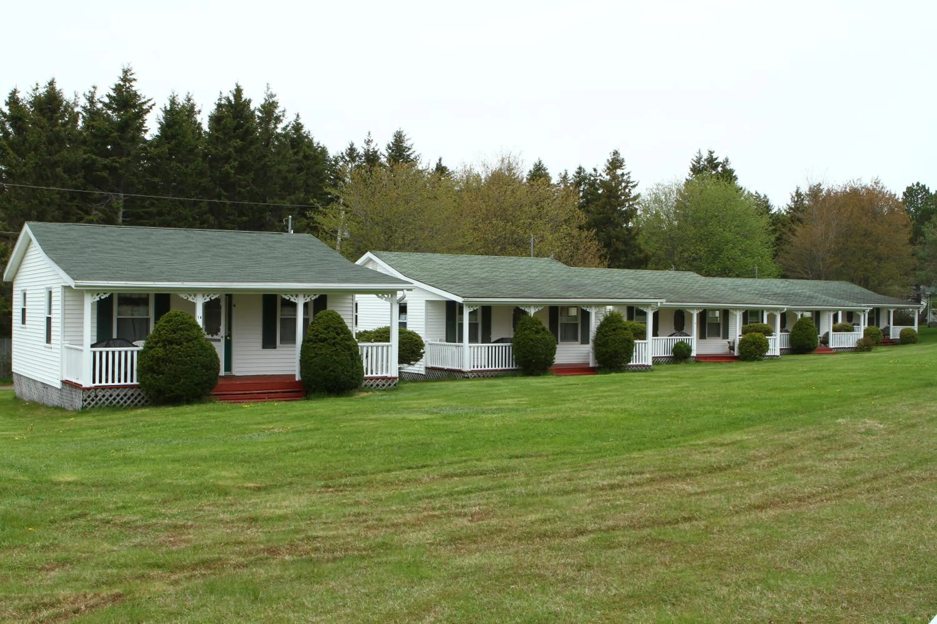 Facade/entrance in By the Bay Cottages