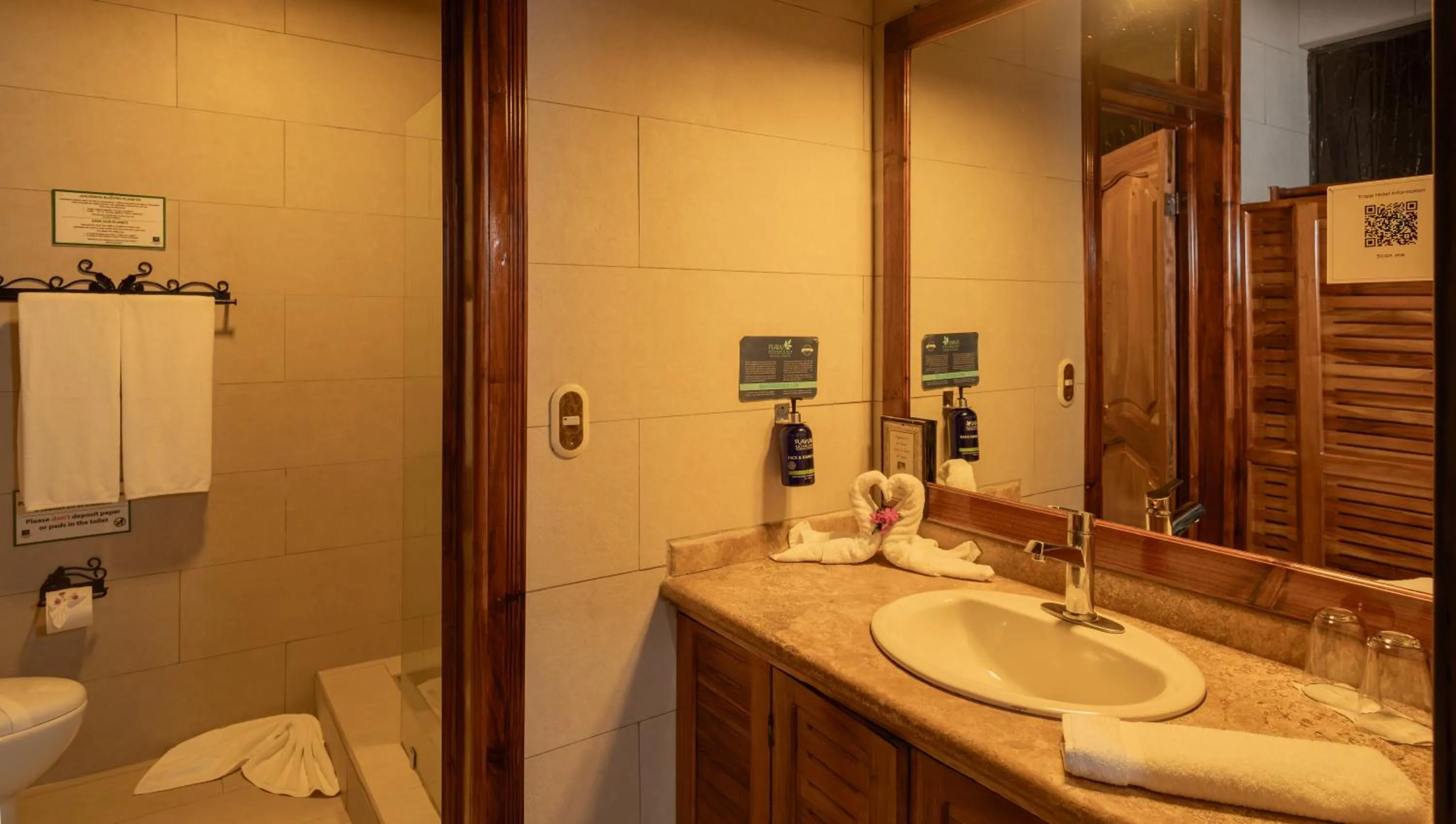 Bathroom in Trapp Family Lodge Monteverde