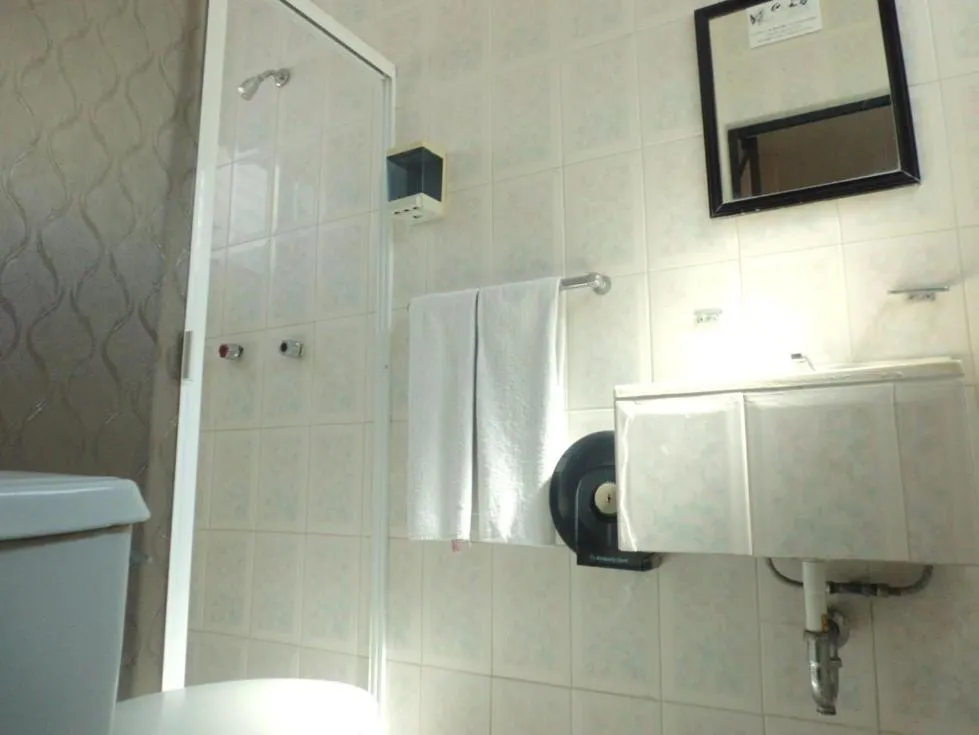 Bathroom in Suites Angelopolis