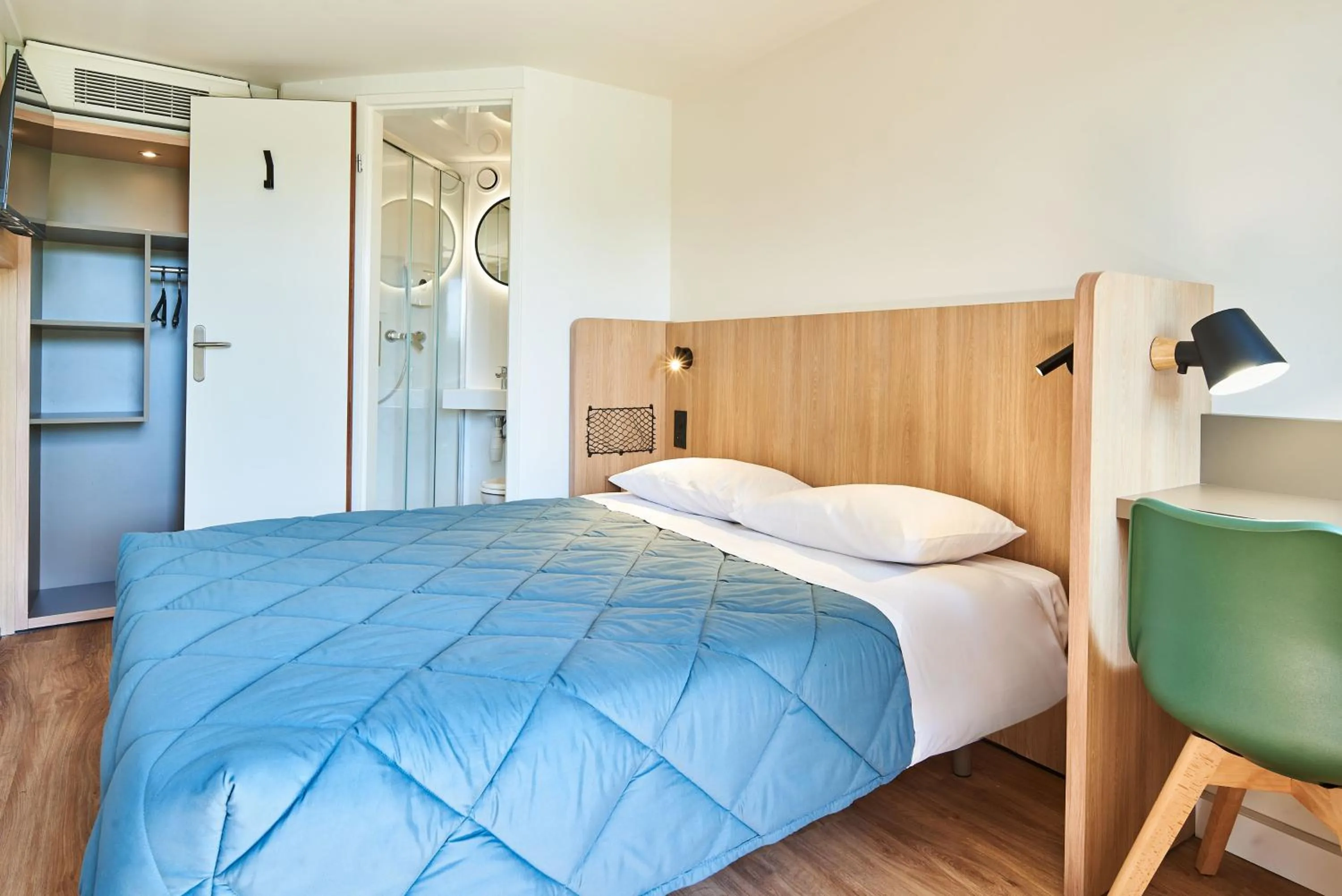 Bed in Premiere Classe Freyming Merlebach