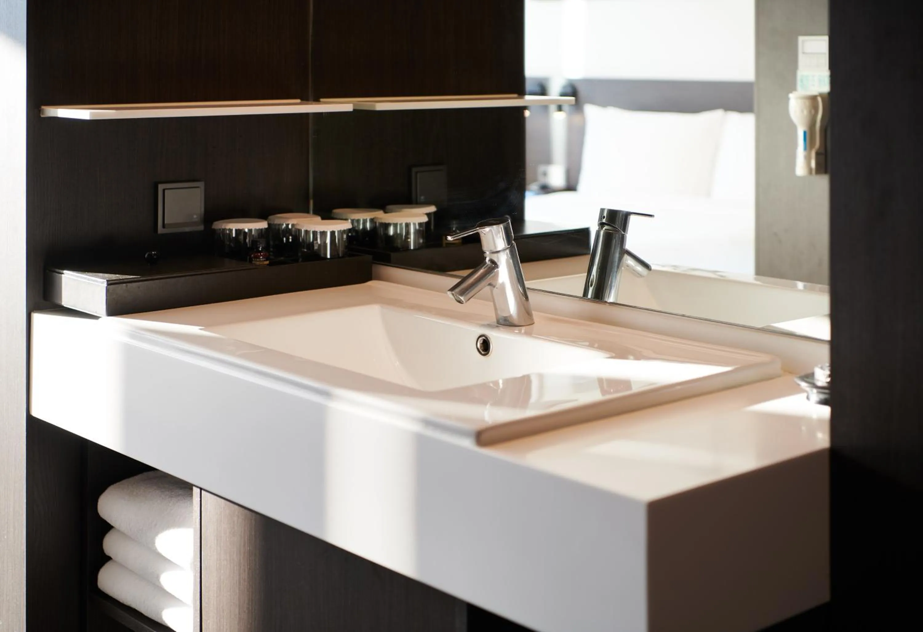 Bathroom in Nine Tree by Parnas Seoul Insadong