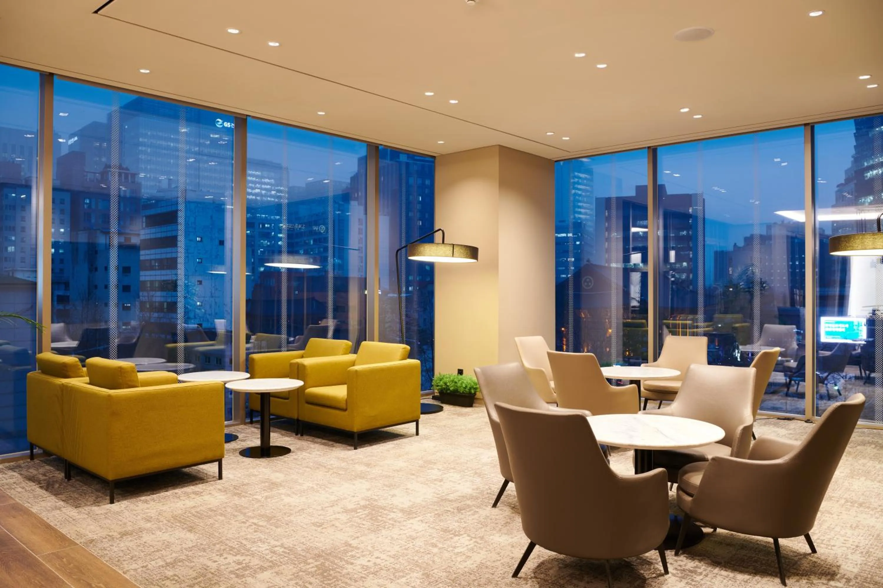 Lounge or bar in Nine Tree by Parnas Seoul Insadong