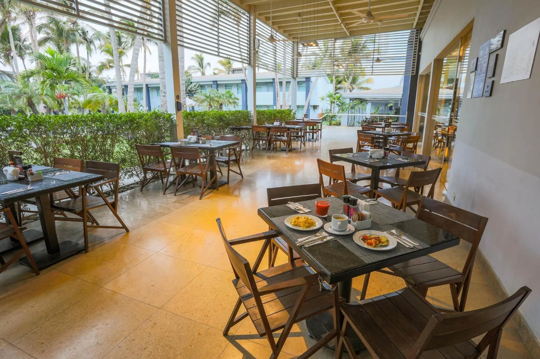 Buffet breakfast in Casa Andina Premium Piura