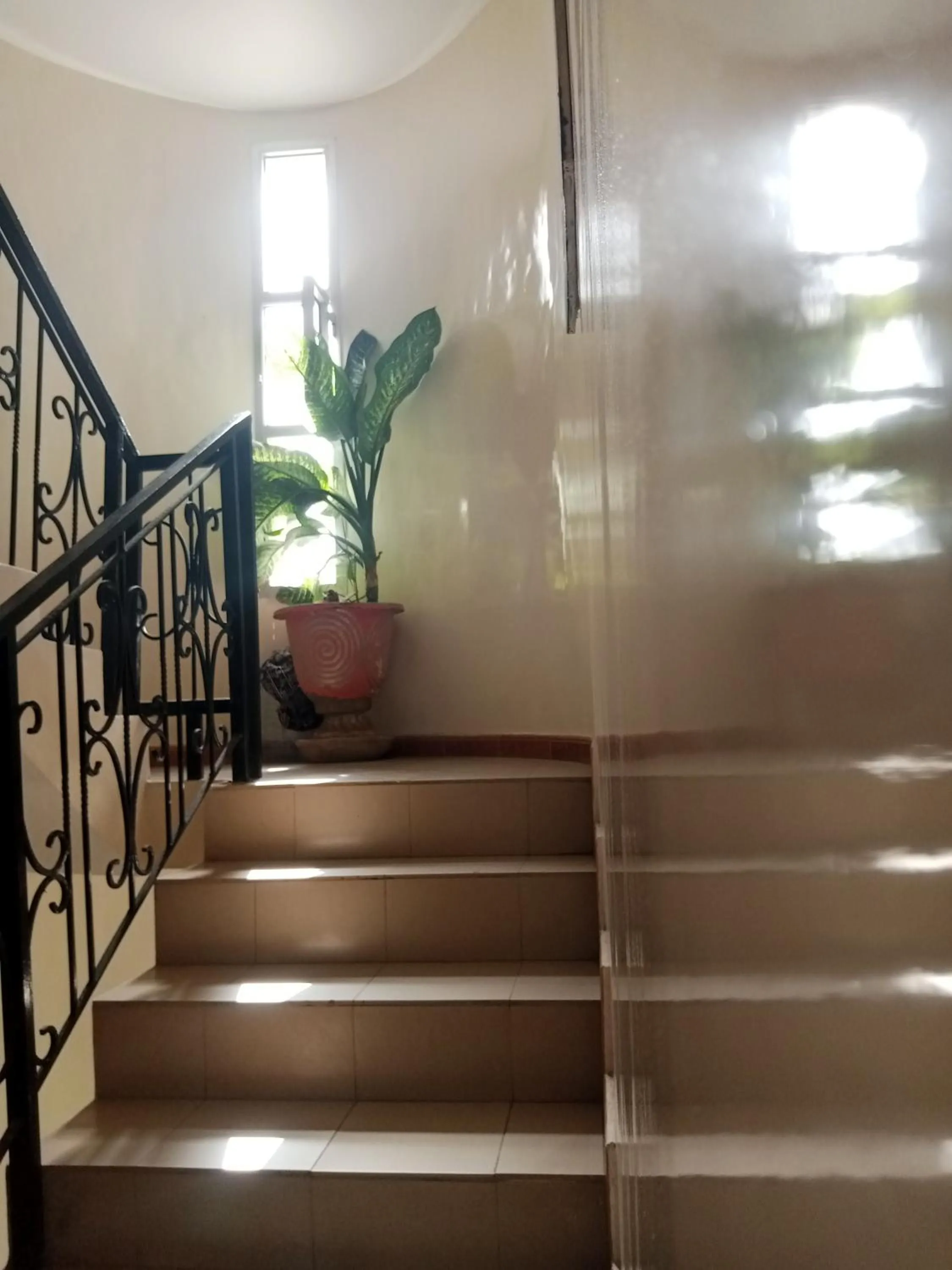 Property building in Kakatar Family Residence , Yoff