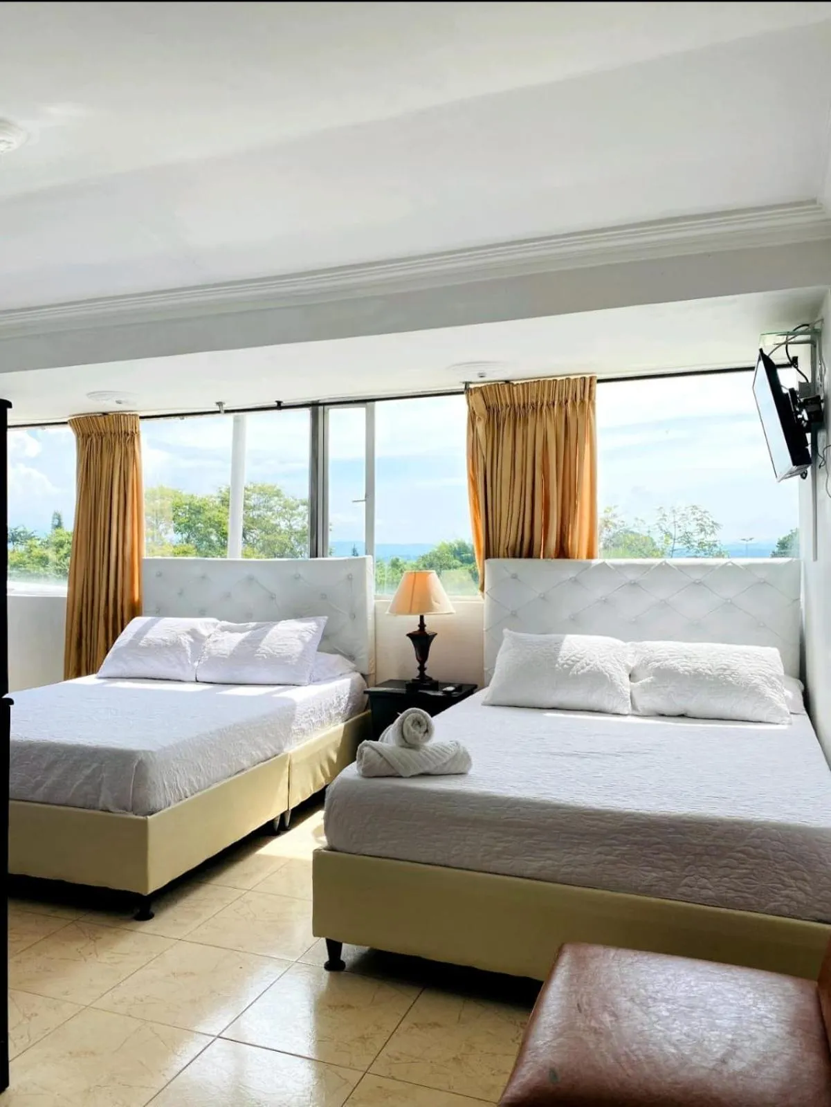 Bed in Hotel West California