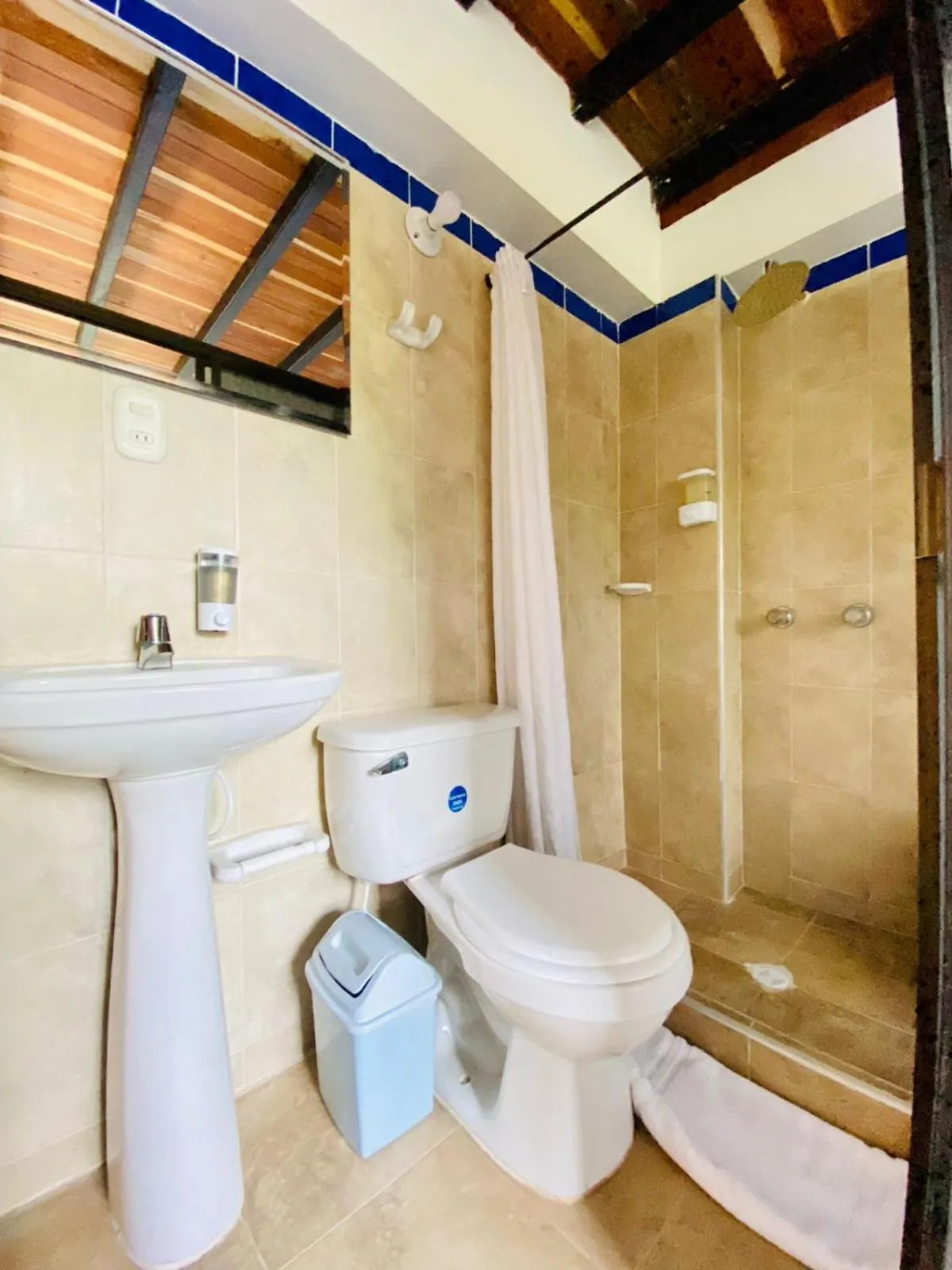 Hotel West California