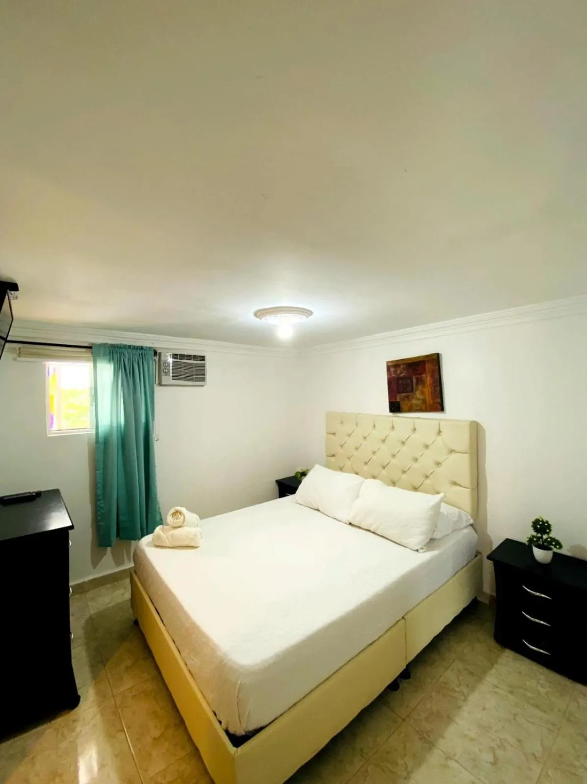 Bed in Hotel West California