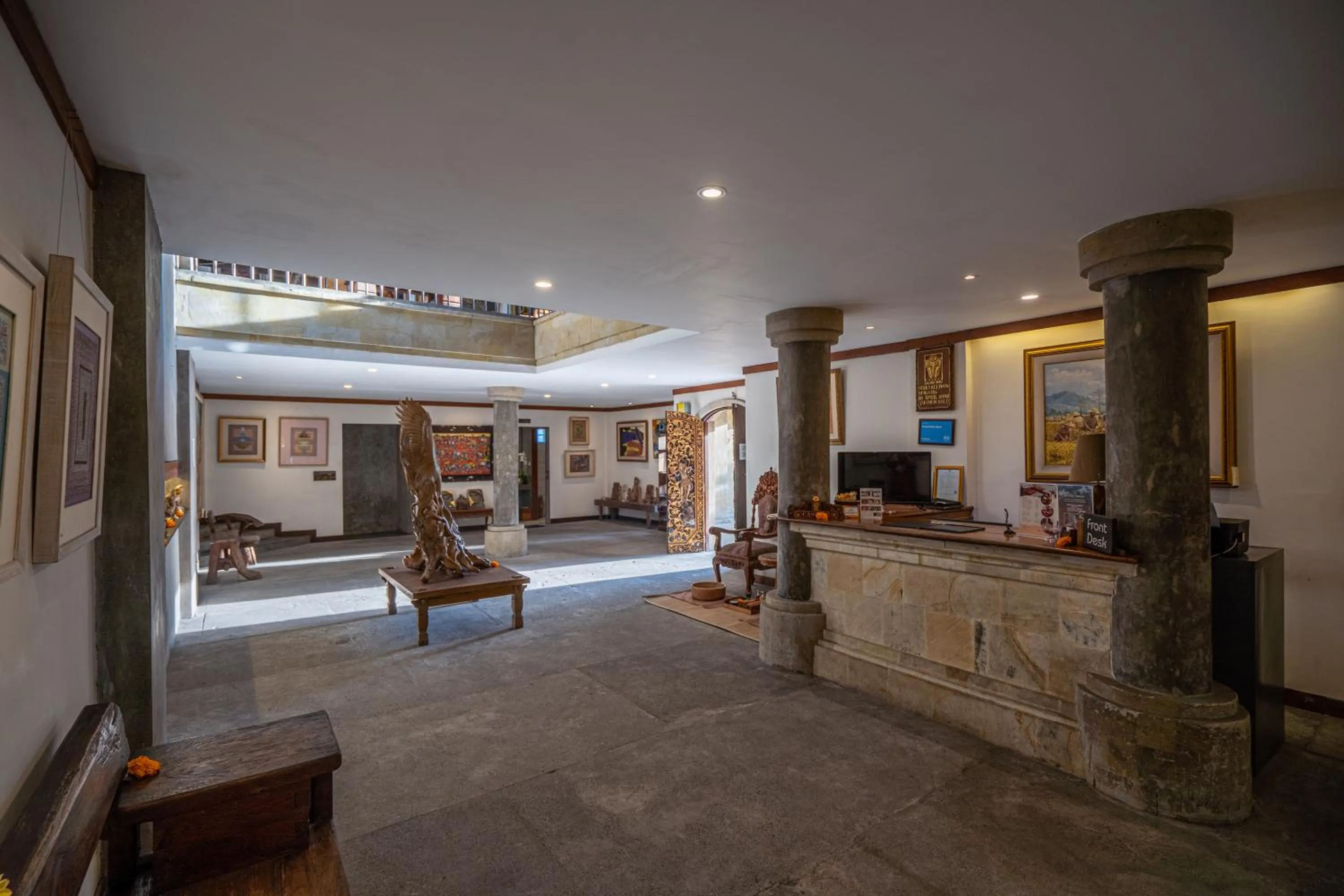 Lobby or reception in Purana Suite Ubud
