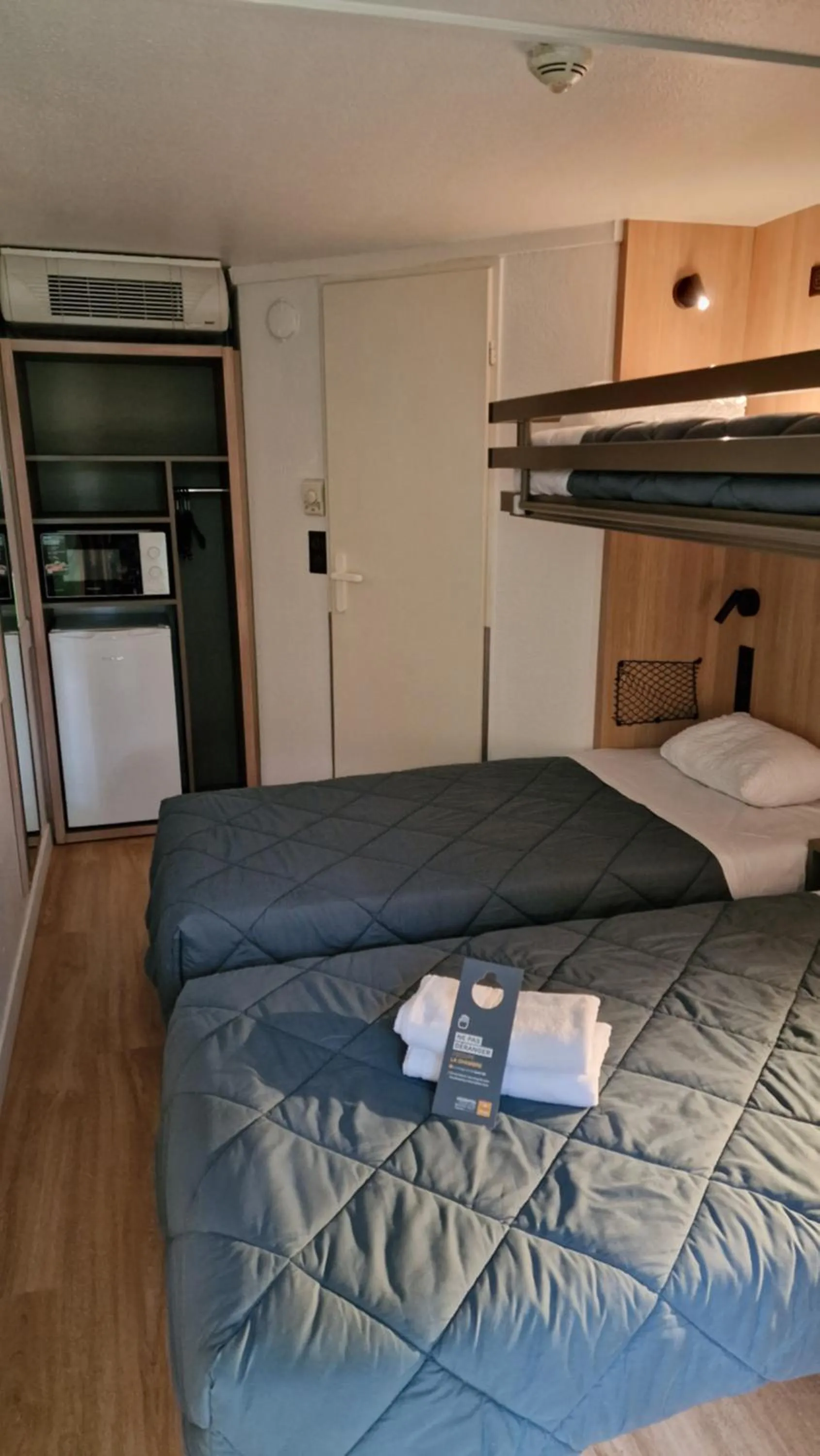 Bedroom, Bed in Premiere Classe Compiegne - Jaux