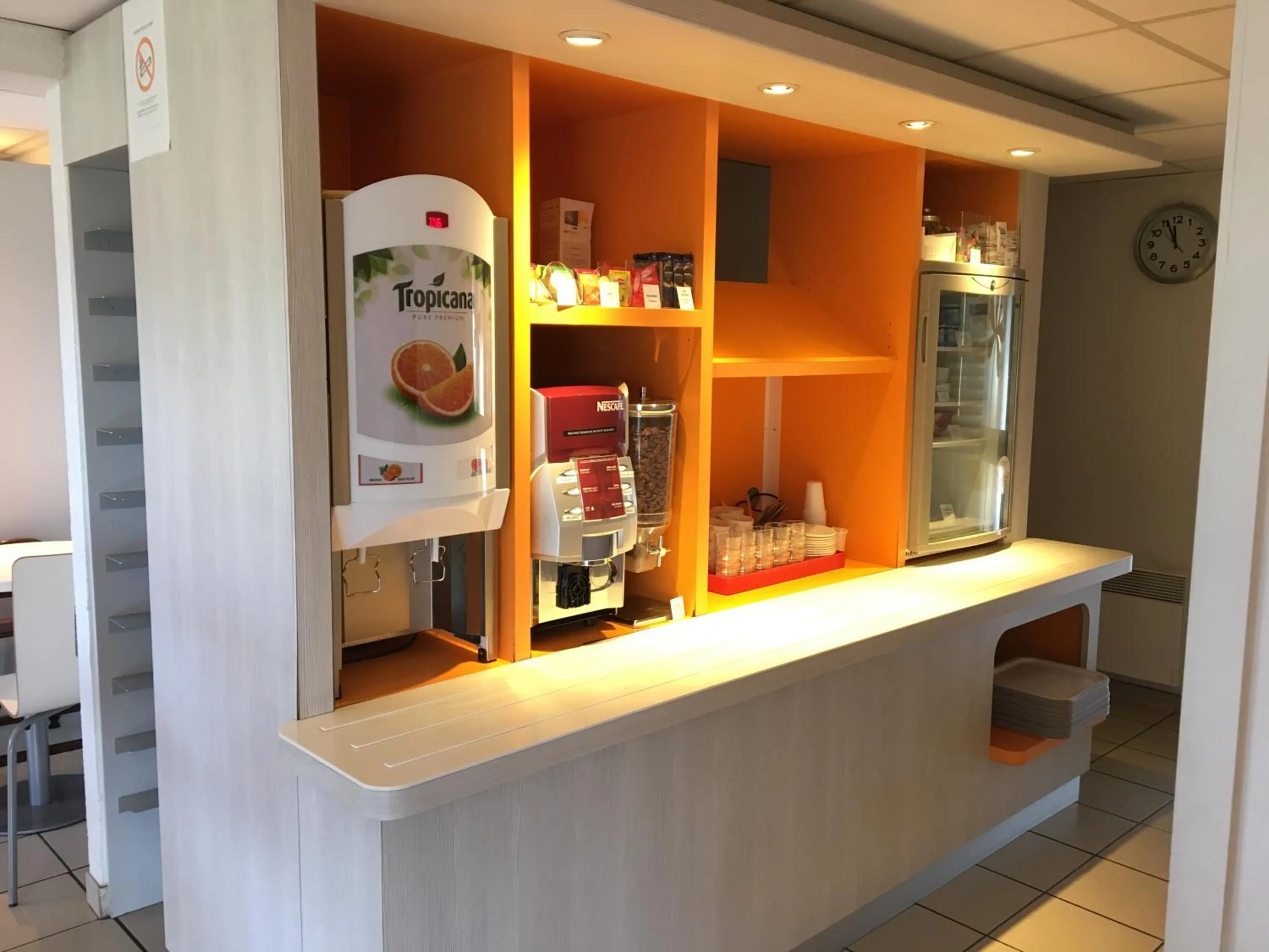 Buffet breakfast in Premiere Classe Herblay