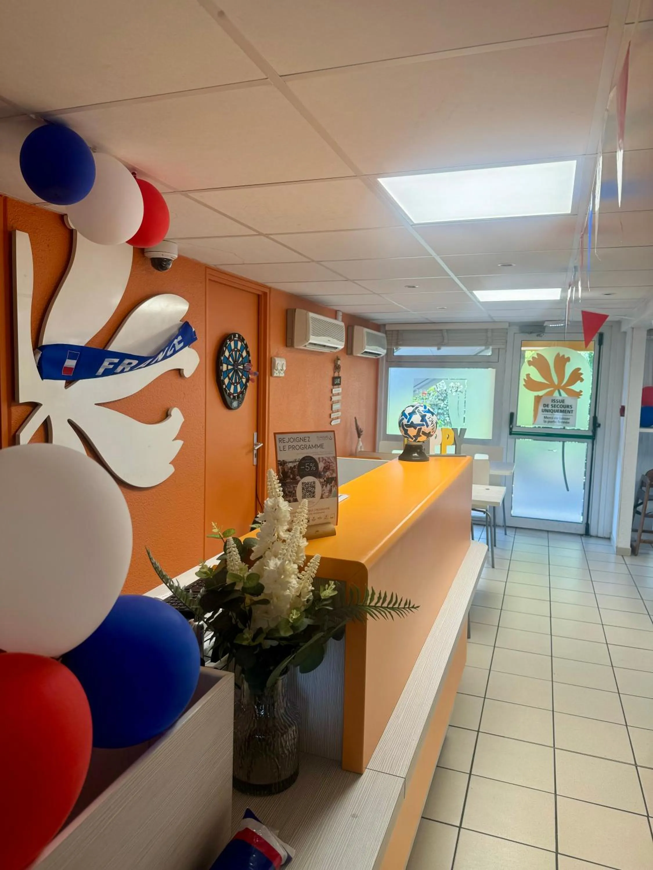 Lobby or reception in Premiere Classe Herblay