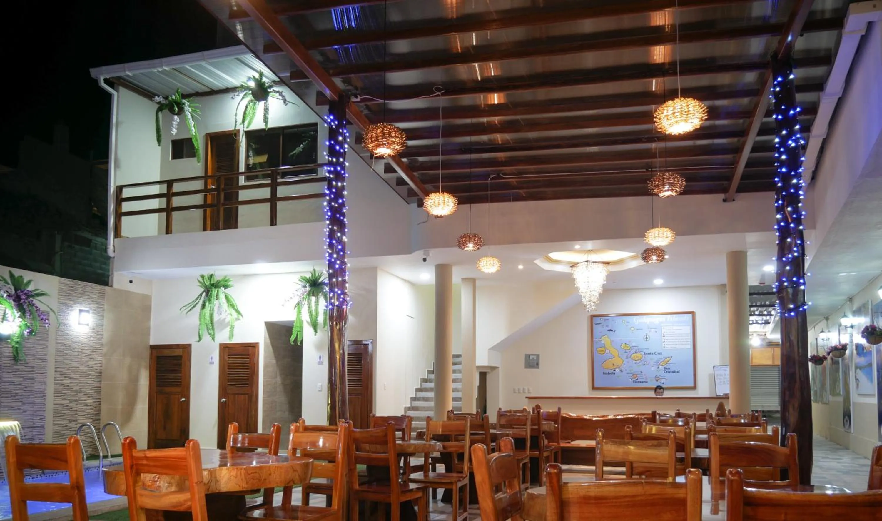 Restaurant/places to eat in Hostal España