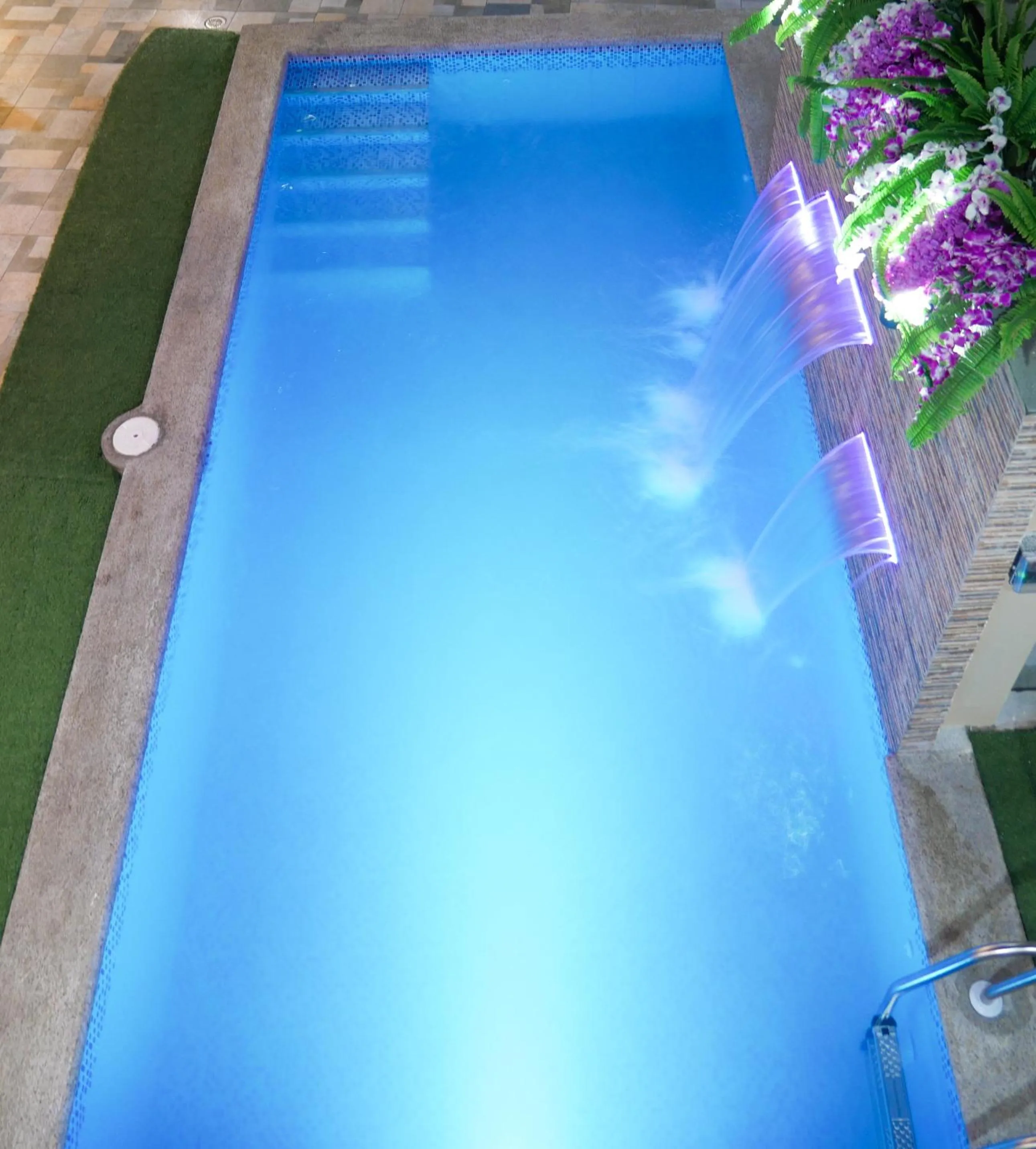 Property building in Hostal España