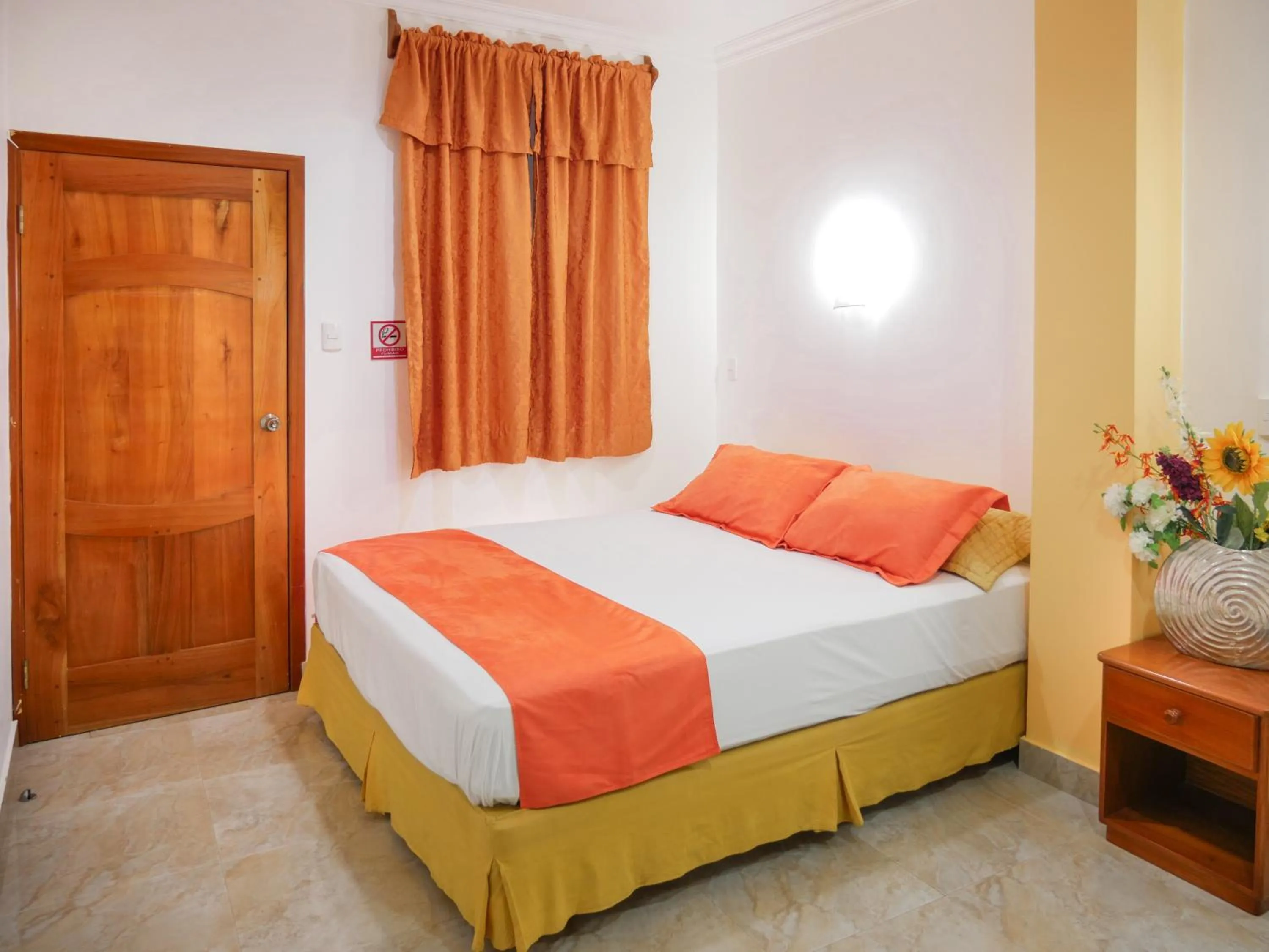 Bed in Hostal España