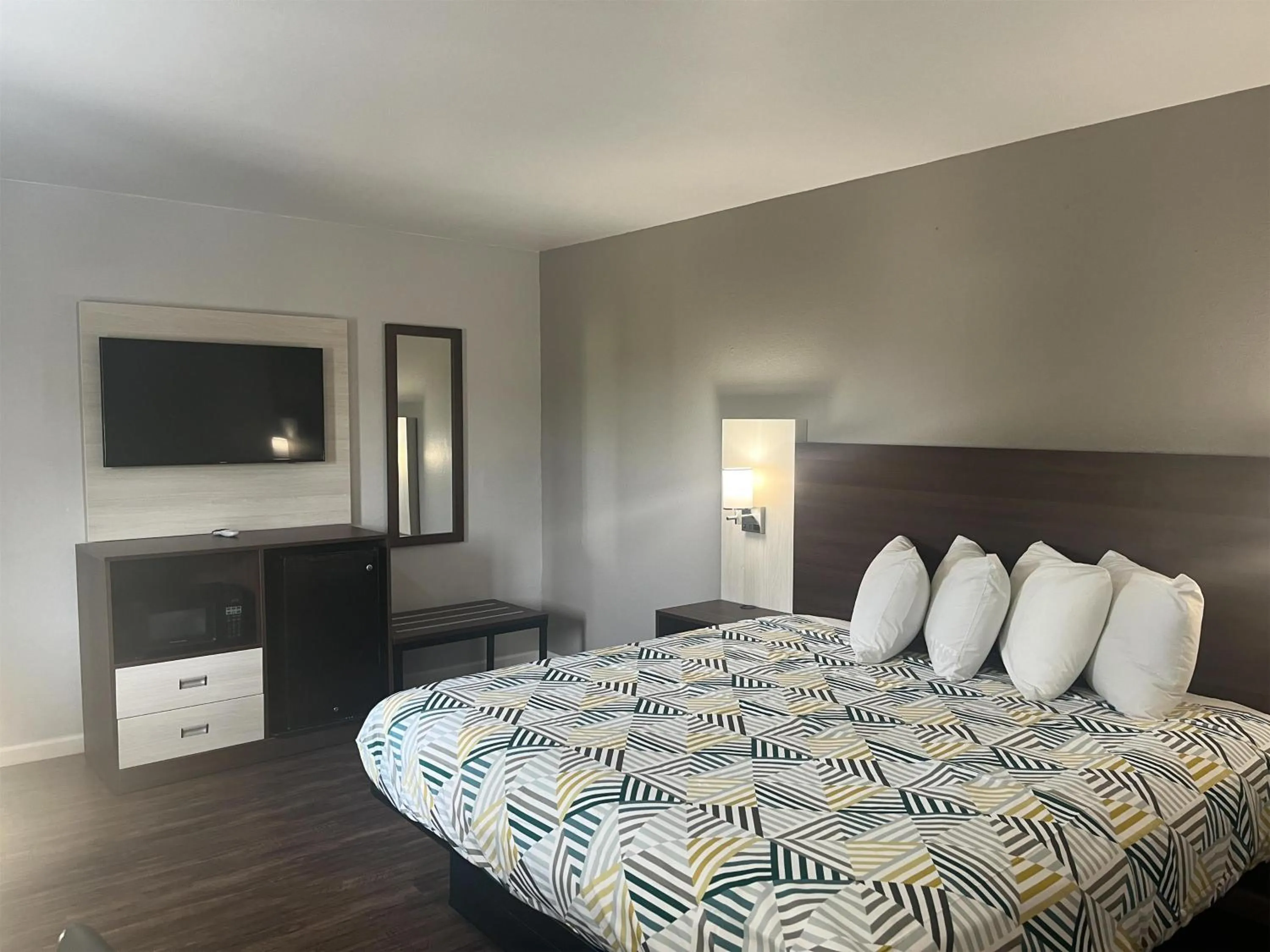 Bedroom, Bed in Motel 6 Saint George, SC – I-95