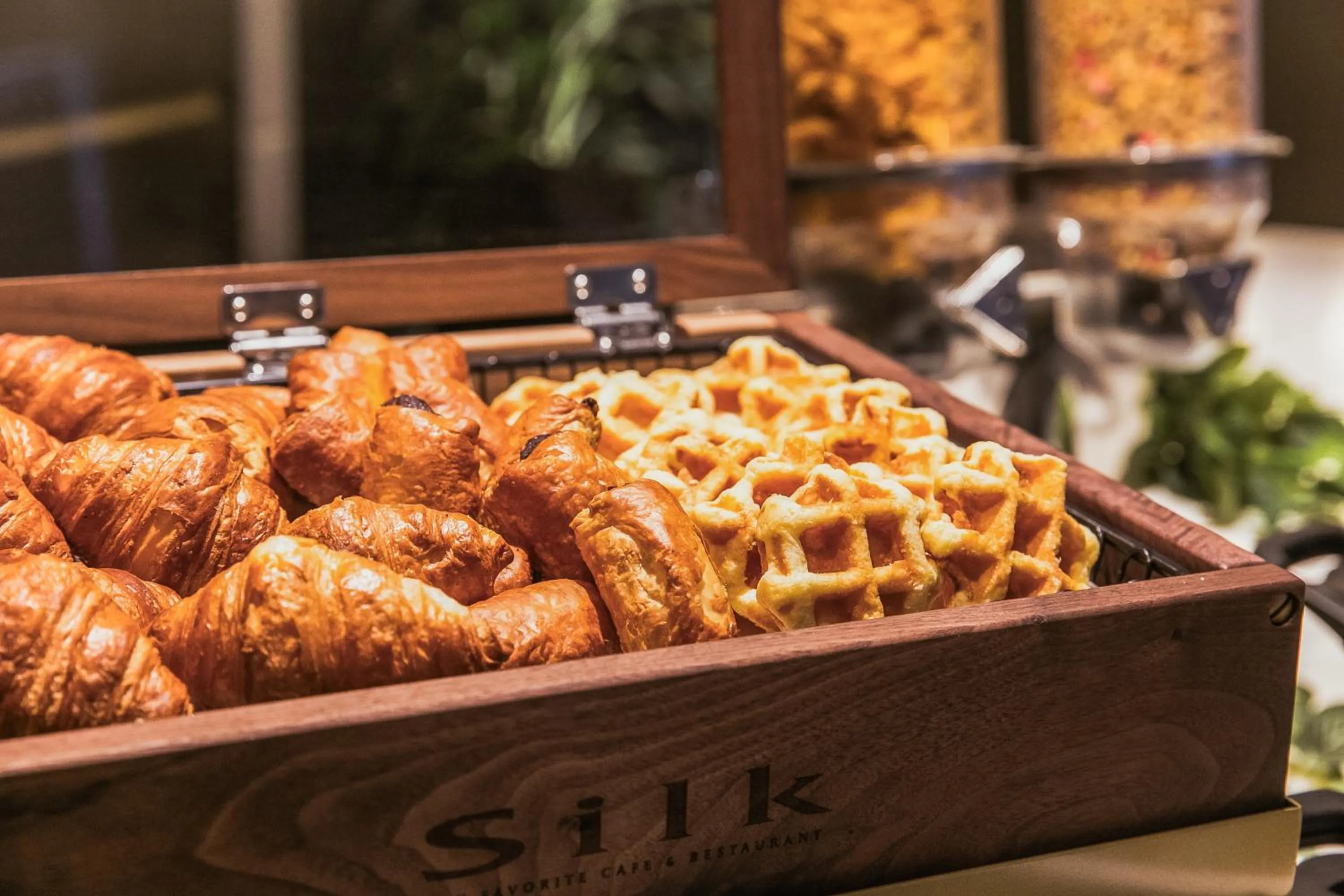 Food and drinks in Hotel JAL City Kannai Yokohama