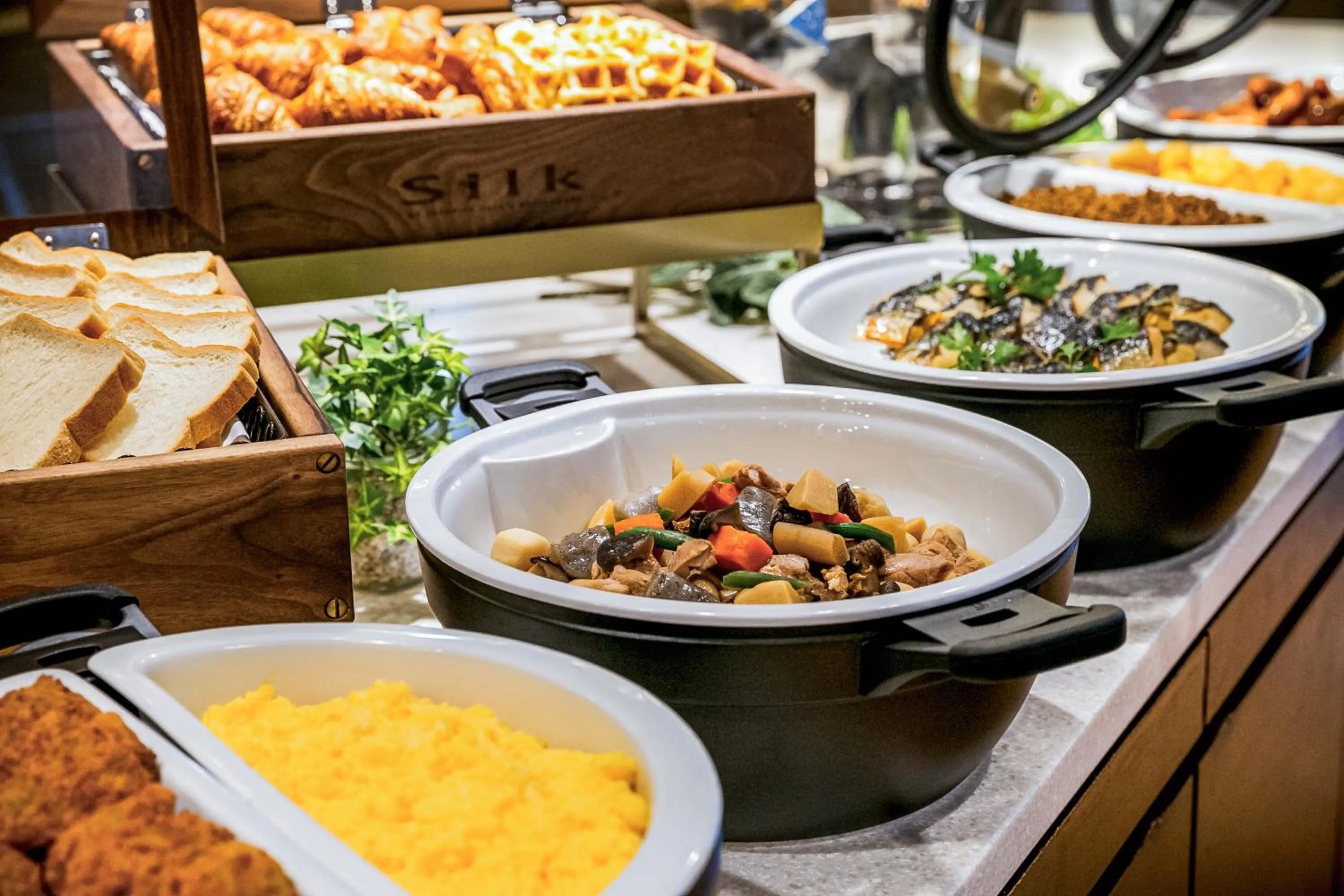 Breakfast in Hotel JAL City Kannai Yokohama