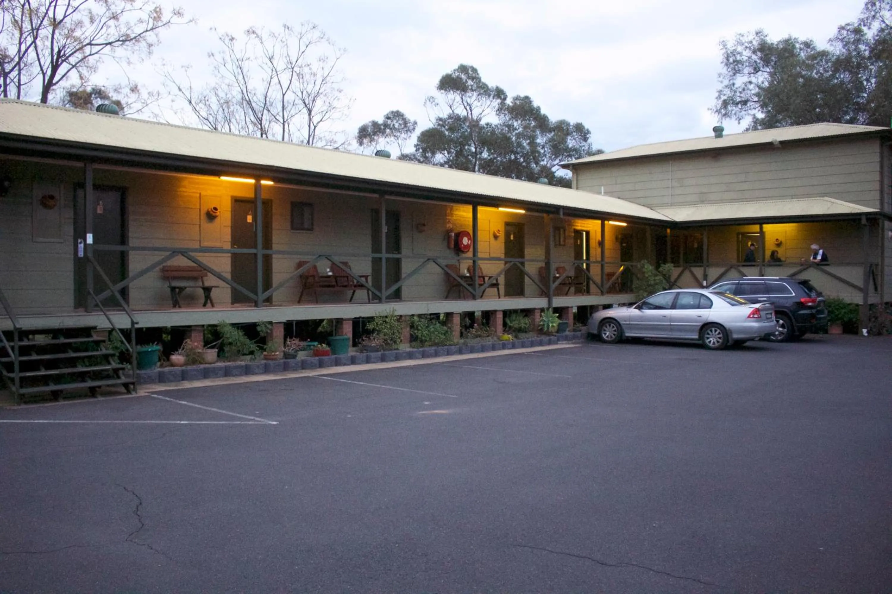 Property building in Lake Forbes Motel