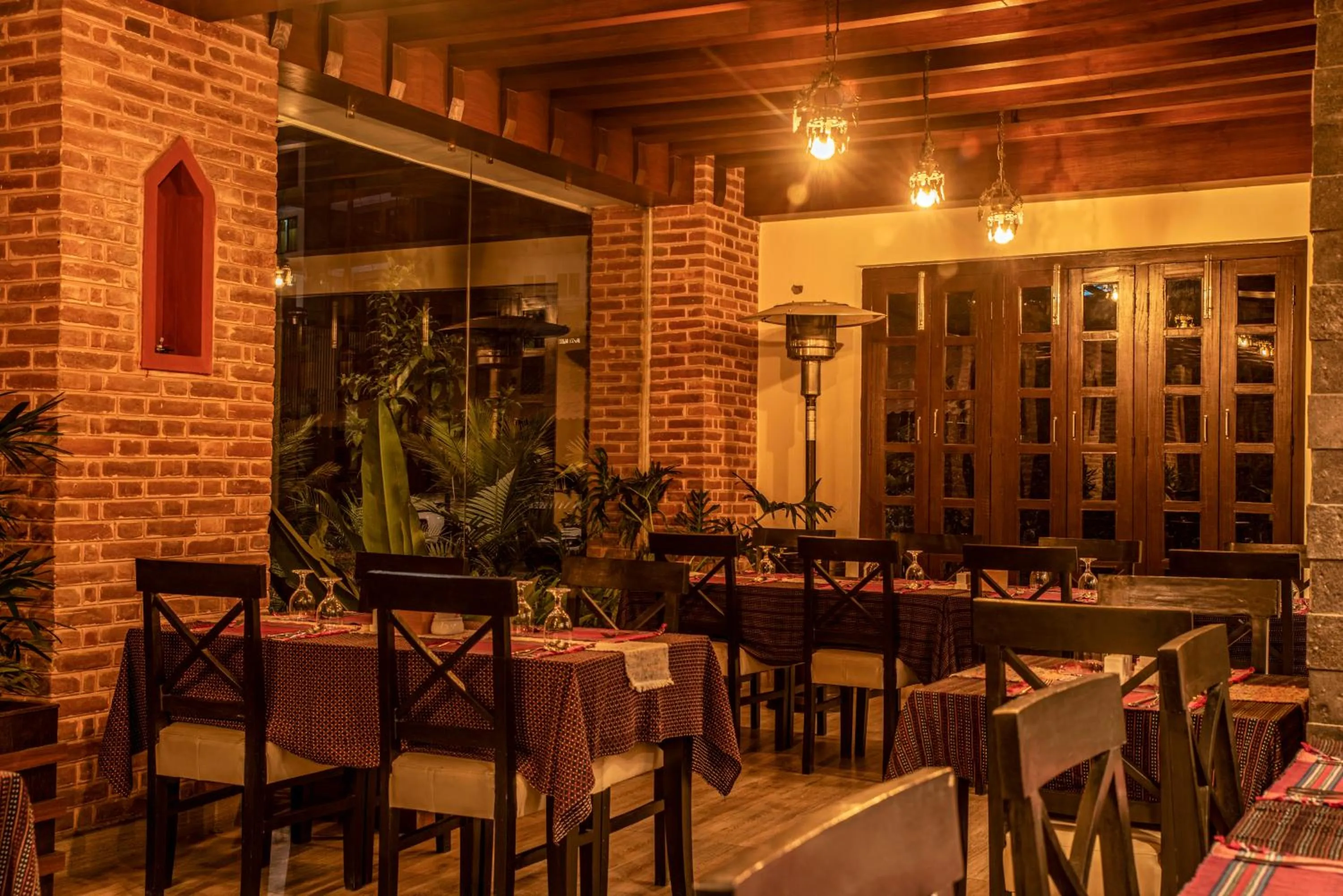 Restaurant/places to eat in Hotel Bhadgaon