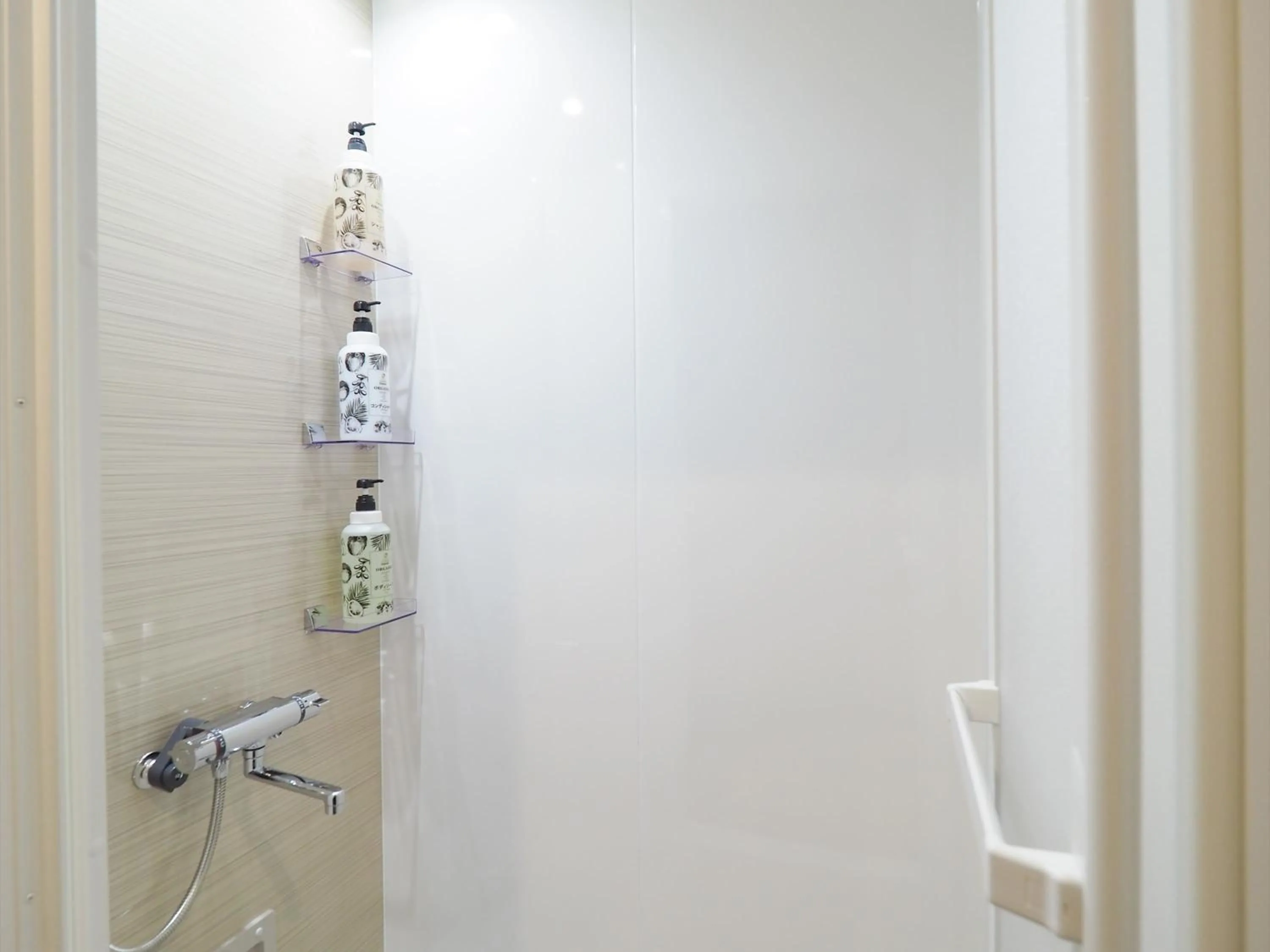 Bathroom in Leo Yu Capsule Hotel Funabashi