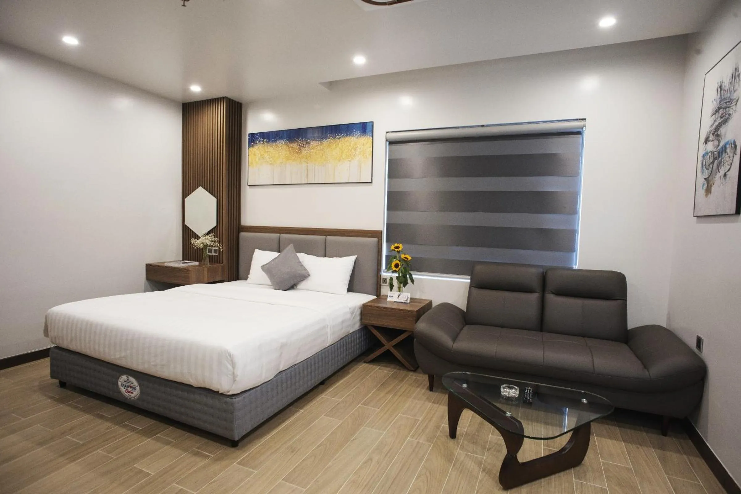 Bedroom, Bed in ZEN RIVERSIDE HOTEL & RESIDENCES