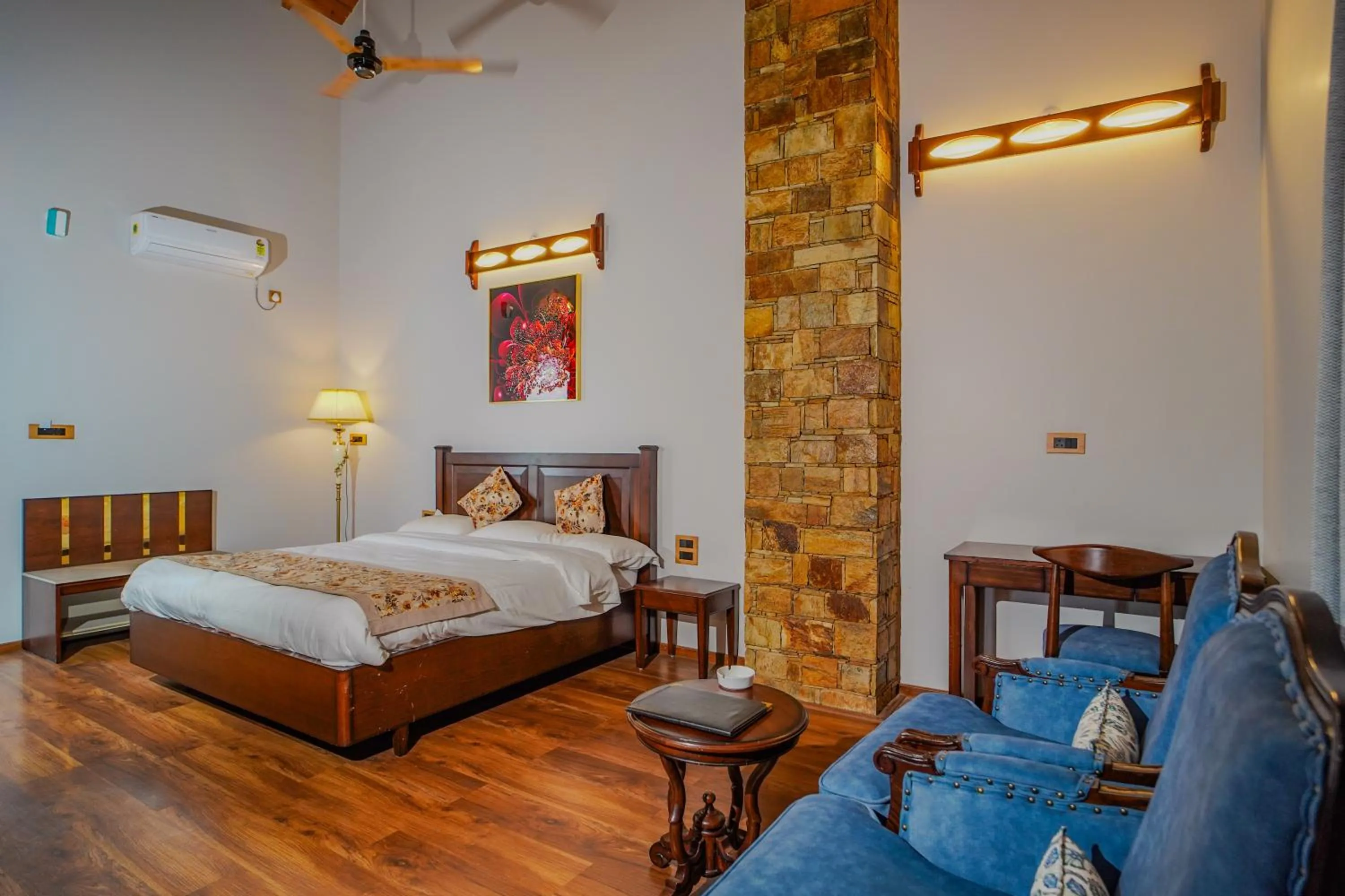 Bed in Neelesh Inn- A Luxury Lake View Hotel- 20 kms from Nainital