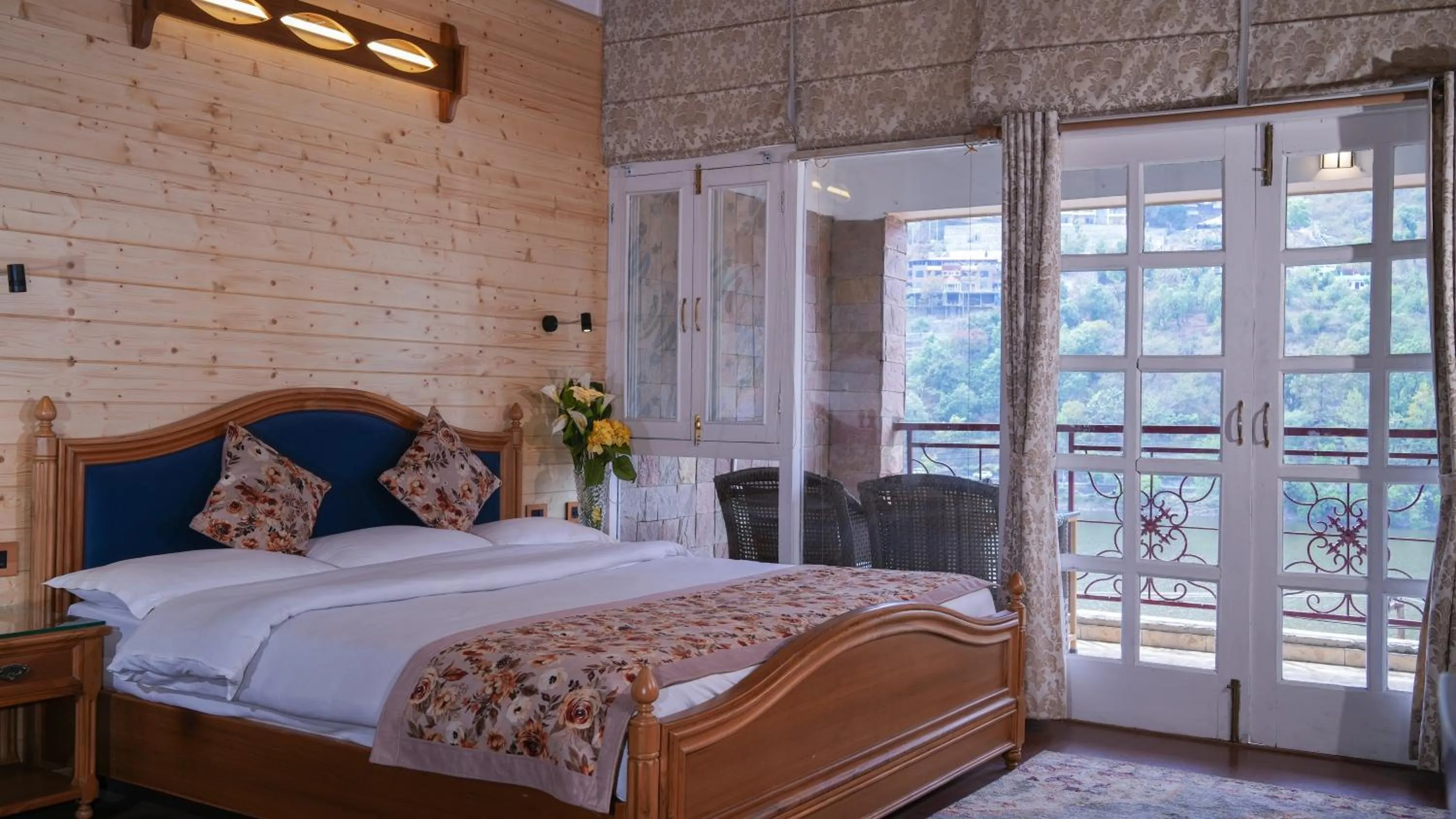 Bed in Neelesh Inn- A Luxury Lake View Hotel- 20 kms from Nainital