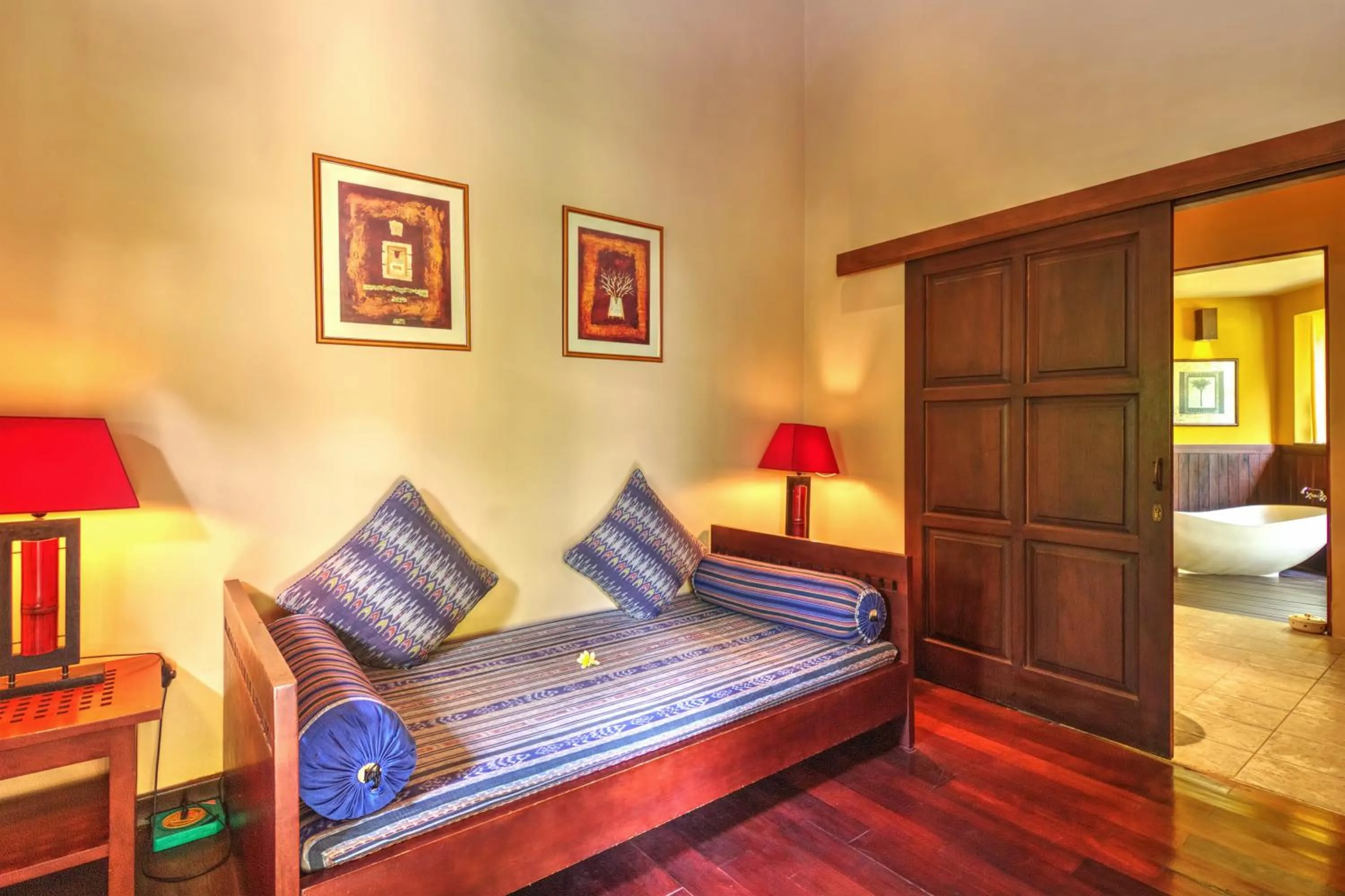 Bed in Villa Plawa Asri