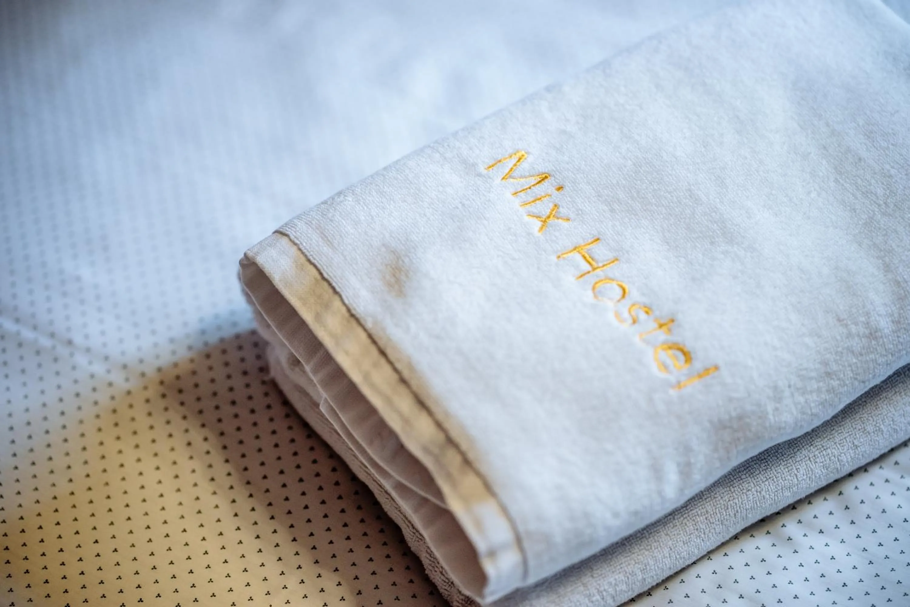 towels, Bed in Chengdu Mix Hostel - Next To Wenshu Monastery - Sichuan Style Chill & Social Courtyard House - Free Activities - Friendly English Speaking Staff - Tibet, Panda, Buddha & Snow Mountain Tours