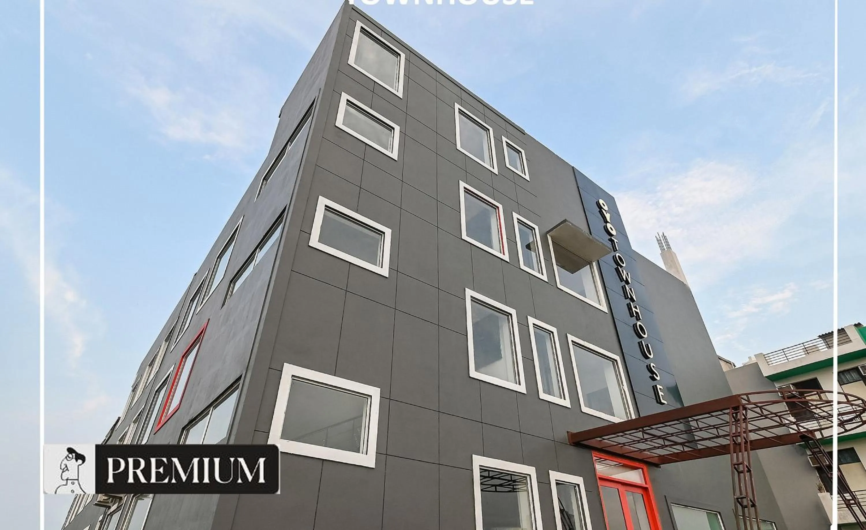 Facade/entrance in Townhouse D- Knowledge Park III