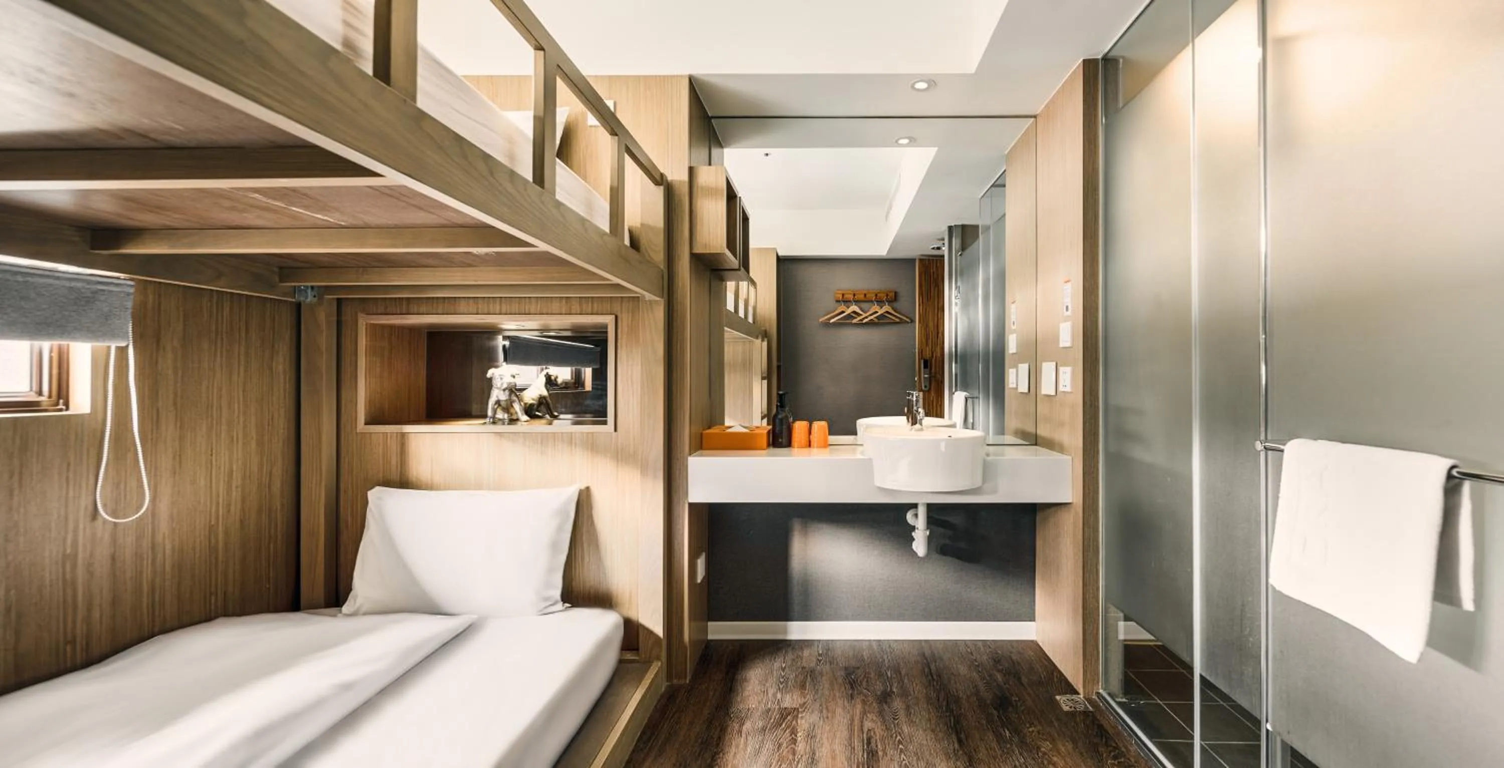 Photo of the whole room, Bed in Orange Hotel - Ximen, Taipei