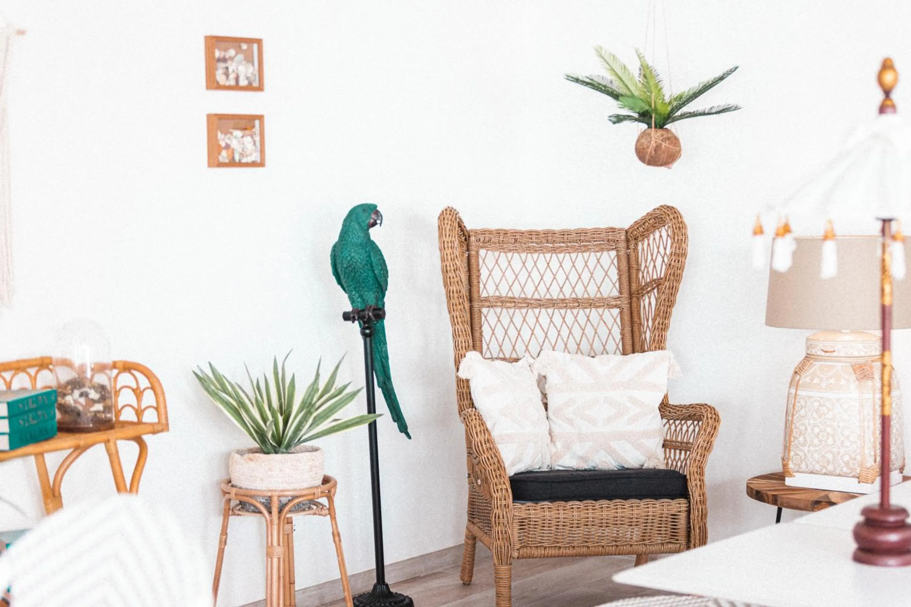 Living room in Hôtel La Villa Juan Beach