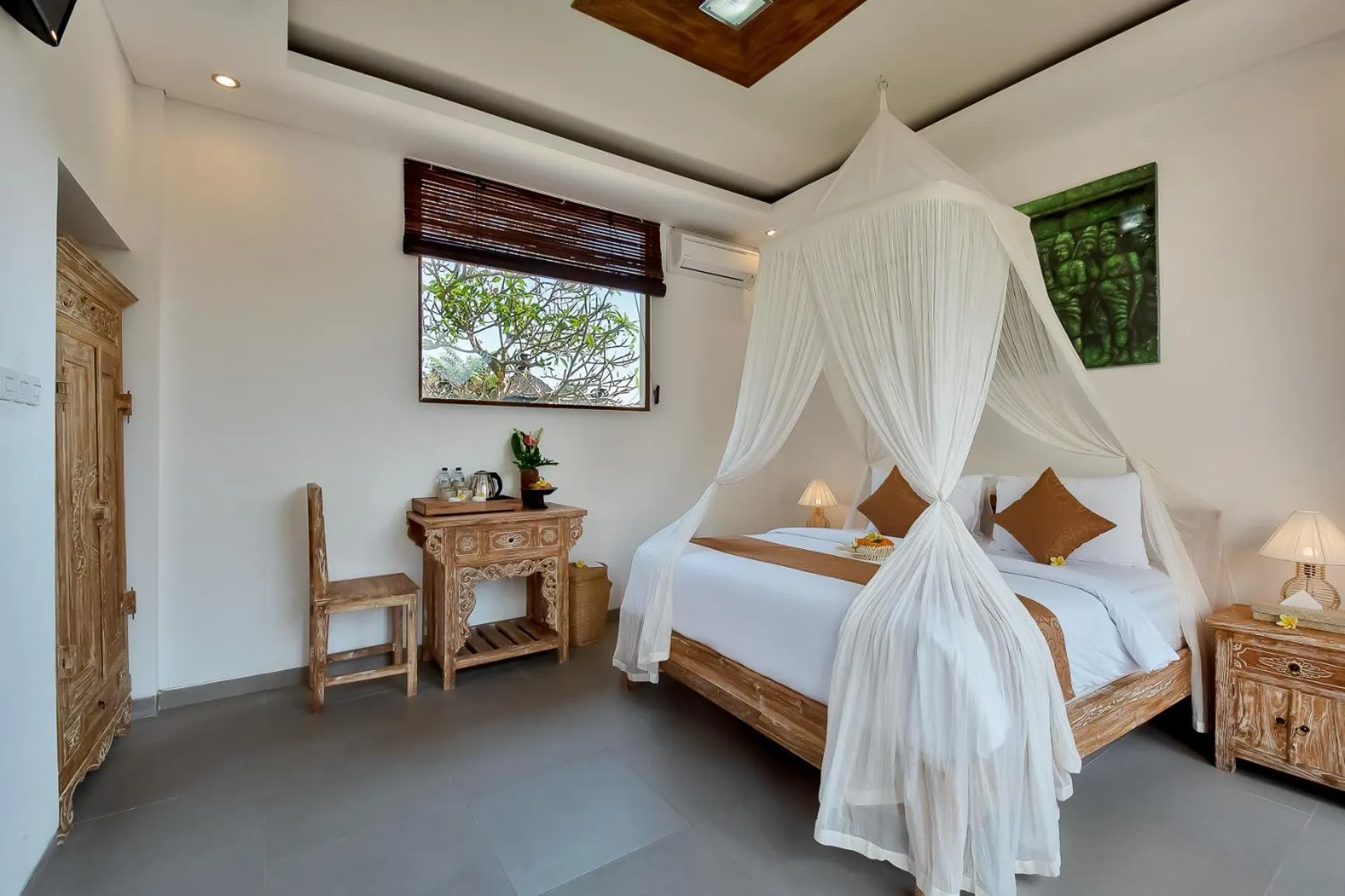 Bed in Santosha Place