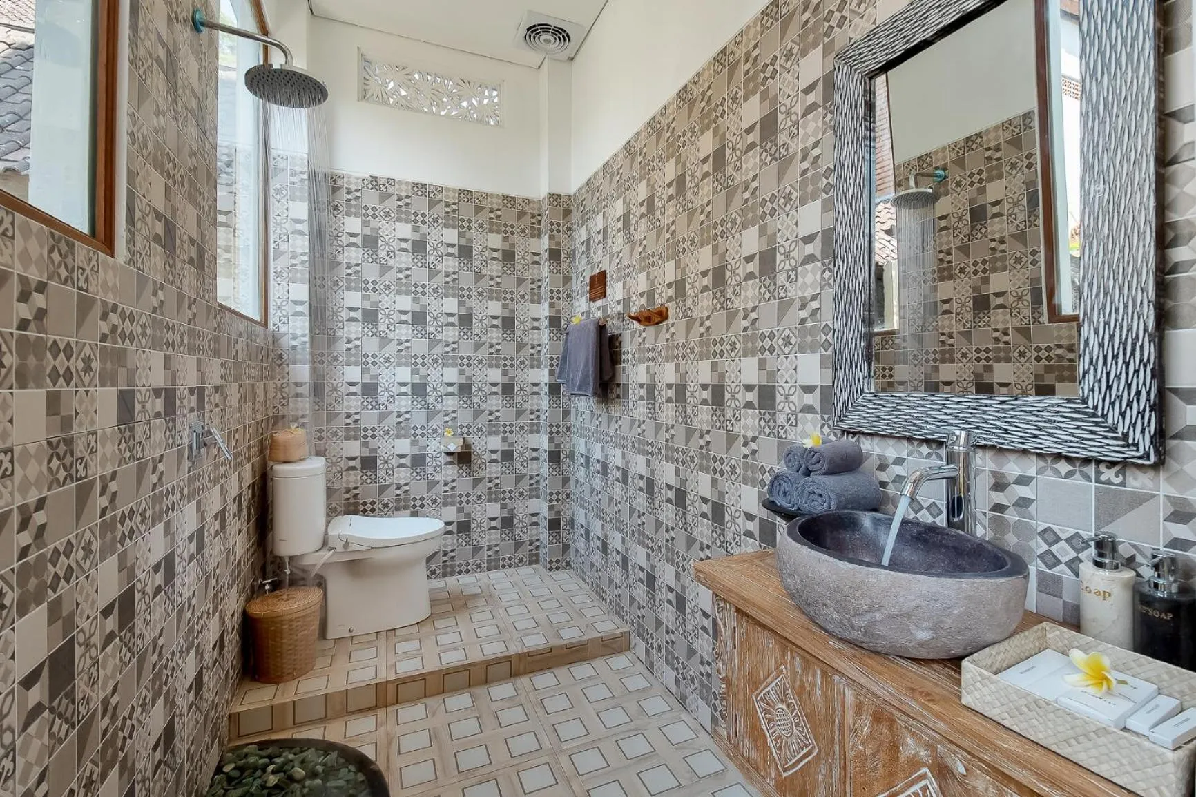 Bathroom in Santosha Place