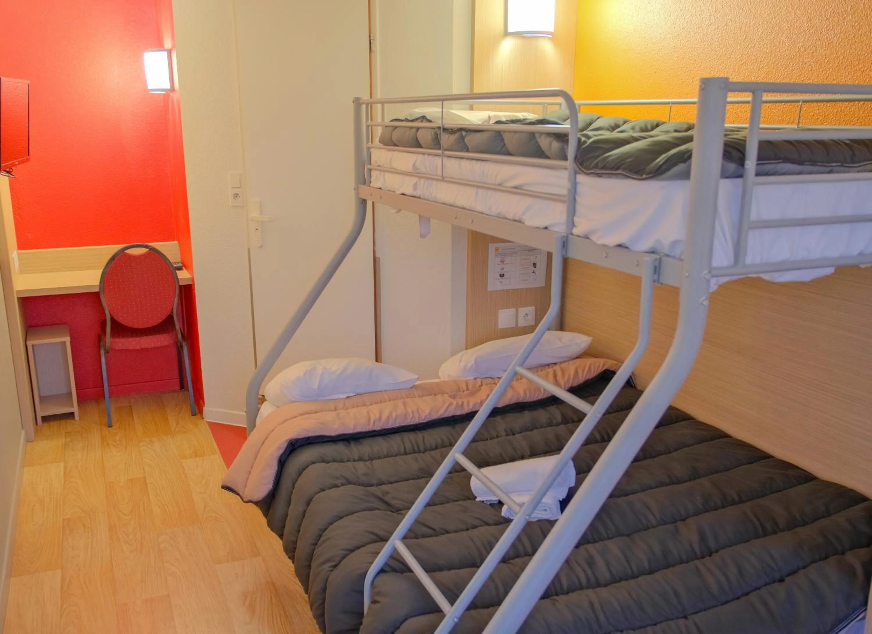 Bedroom, Bed in Classic Hôtel - Fontenay-Trésigny