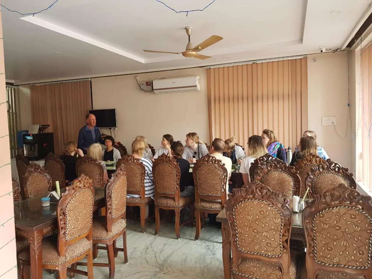 Restaurant/places to eat in HOTEL HAIFA