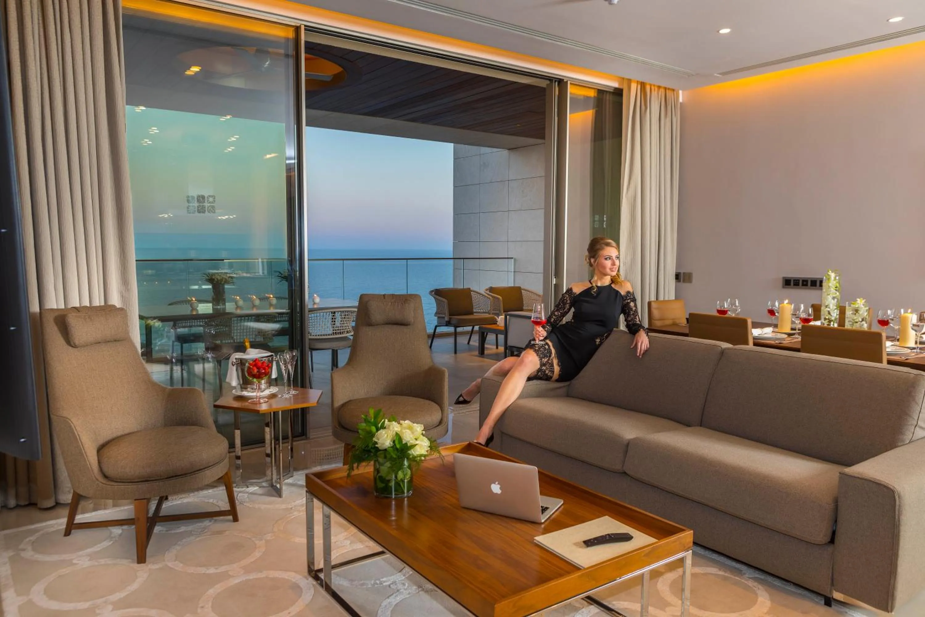 Living room in Four Seasons Hotel