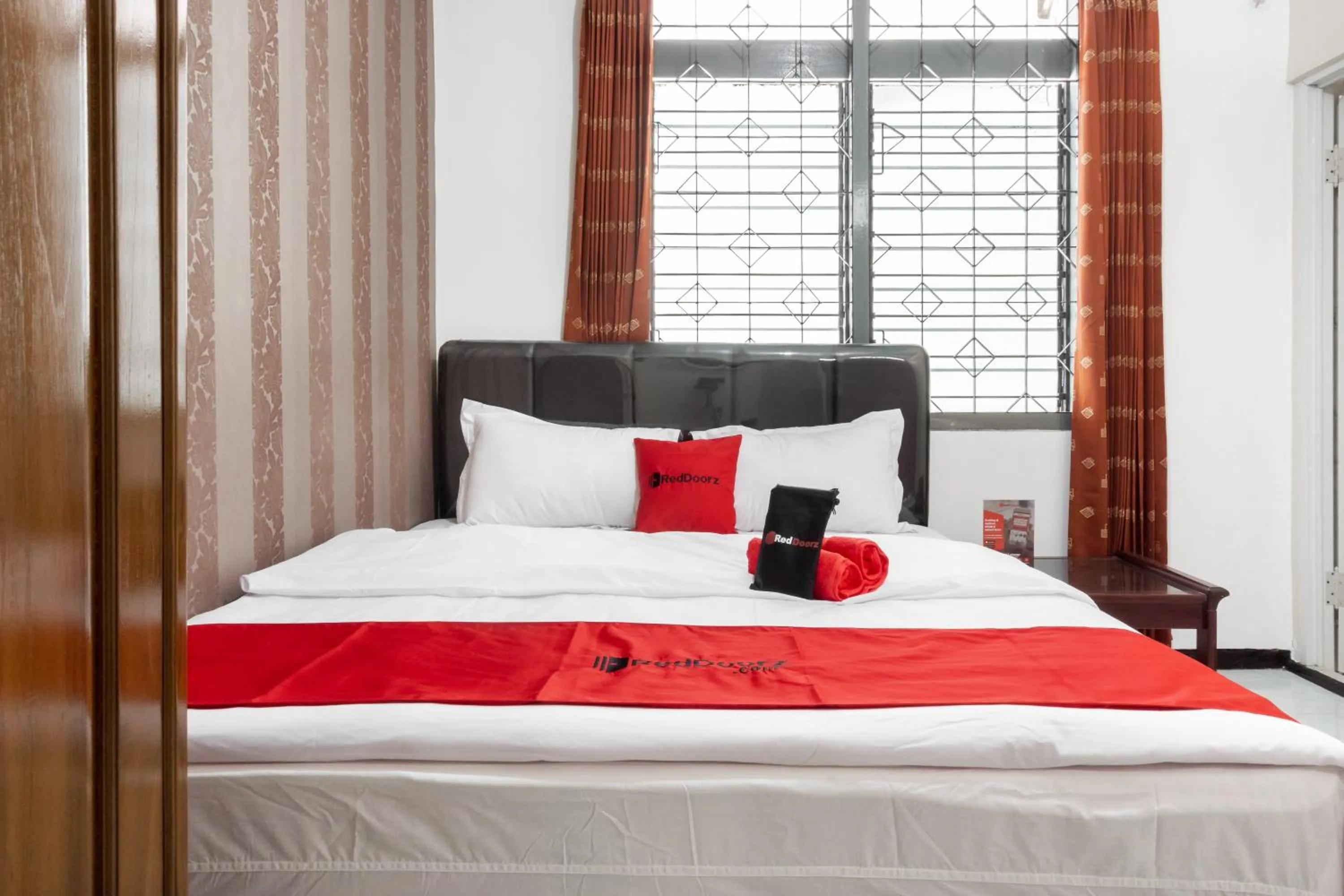 Bedroom, Bed in RedDoorz near Universitas Widyagama Malang