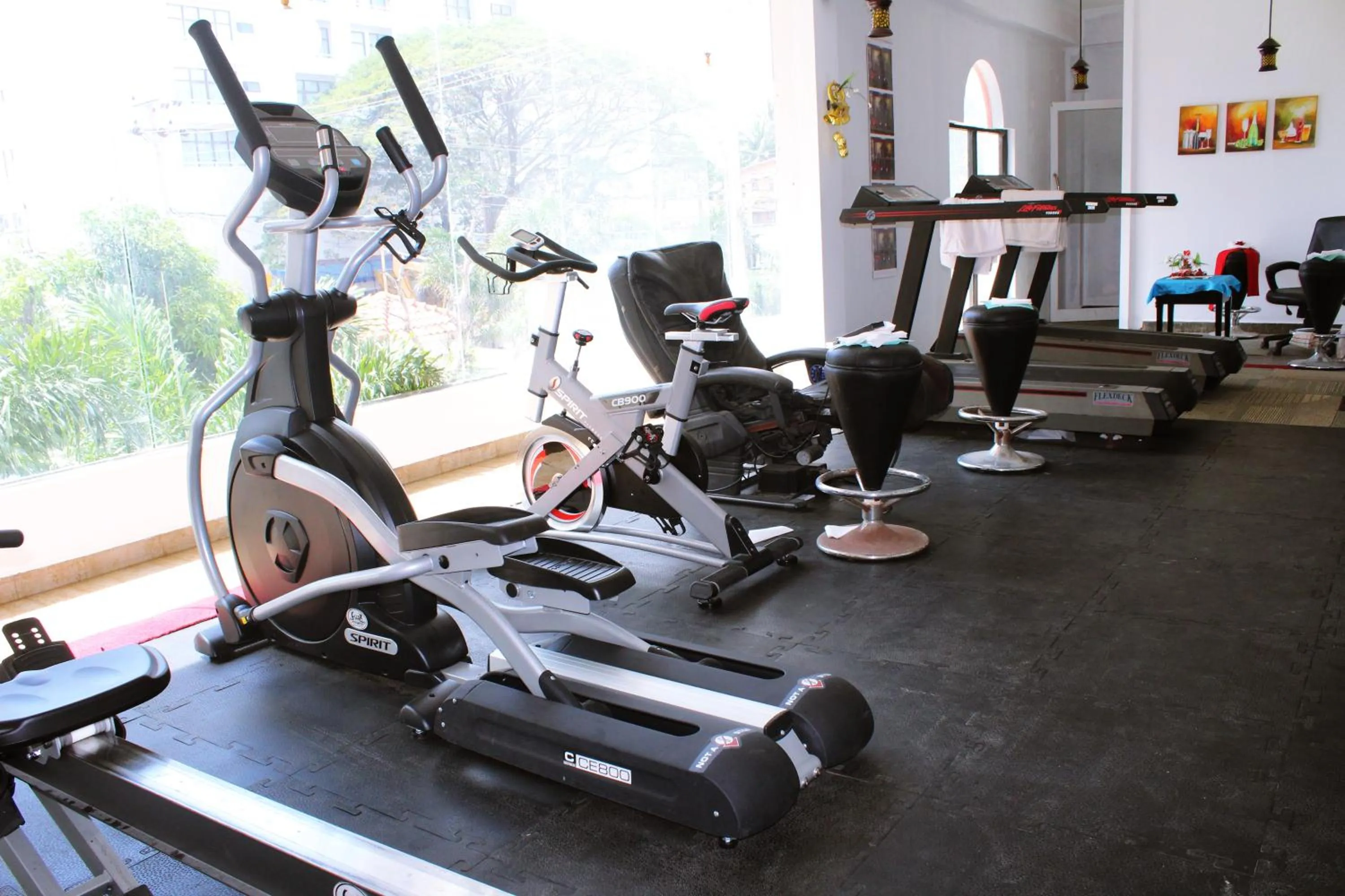 Fitness centre/facilities in Green Grass Hotel & Restaurant