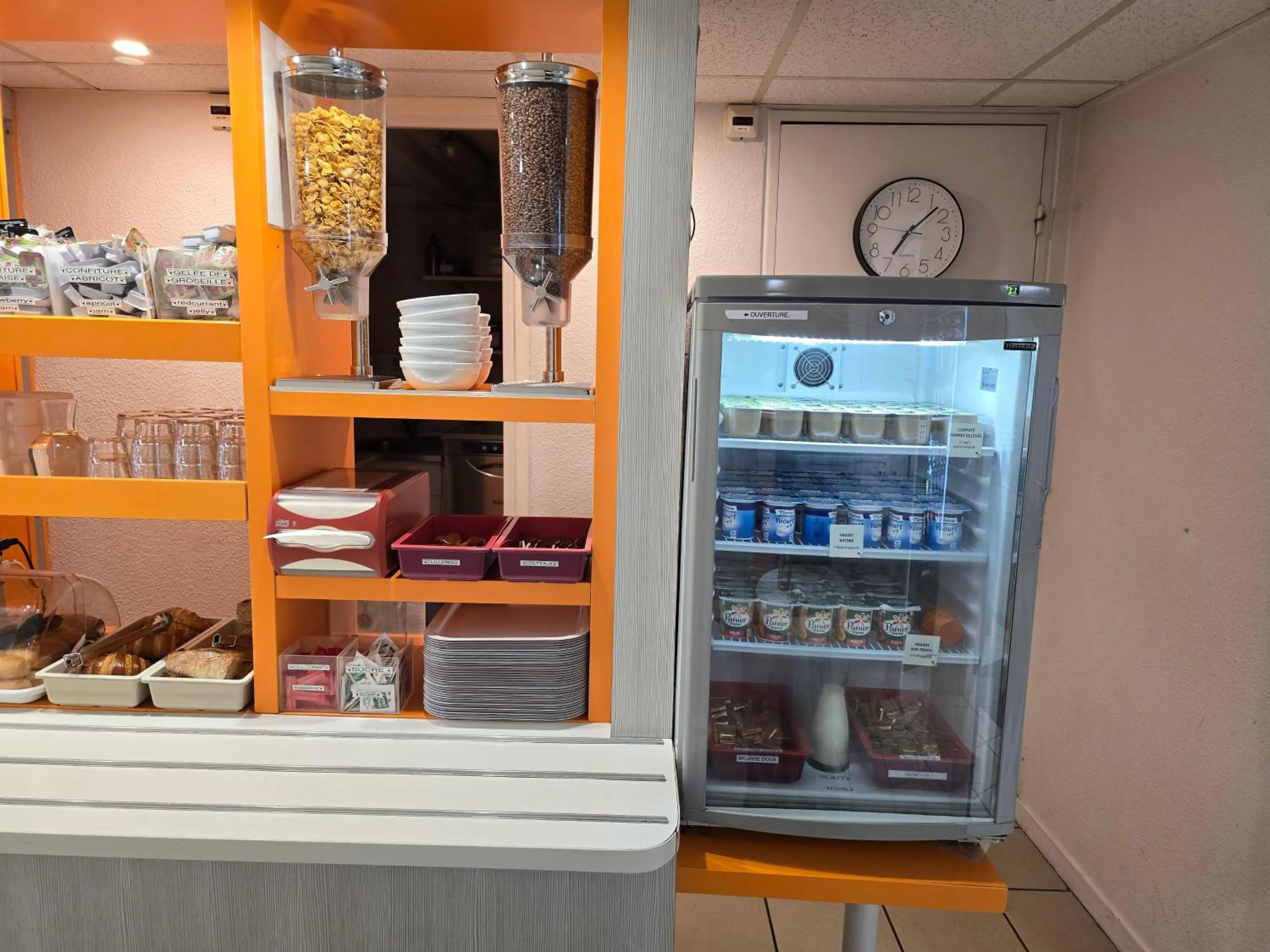 Breakfast in Première Classe Clermont-Ferrand Aubière