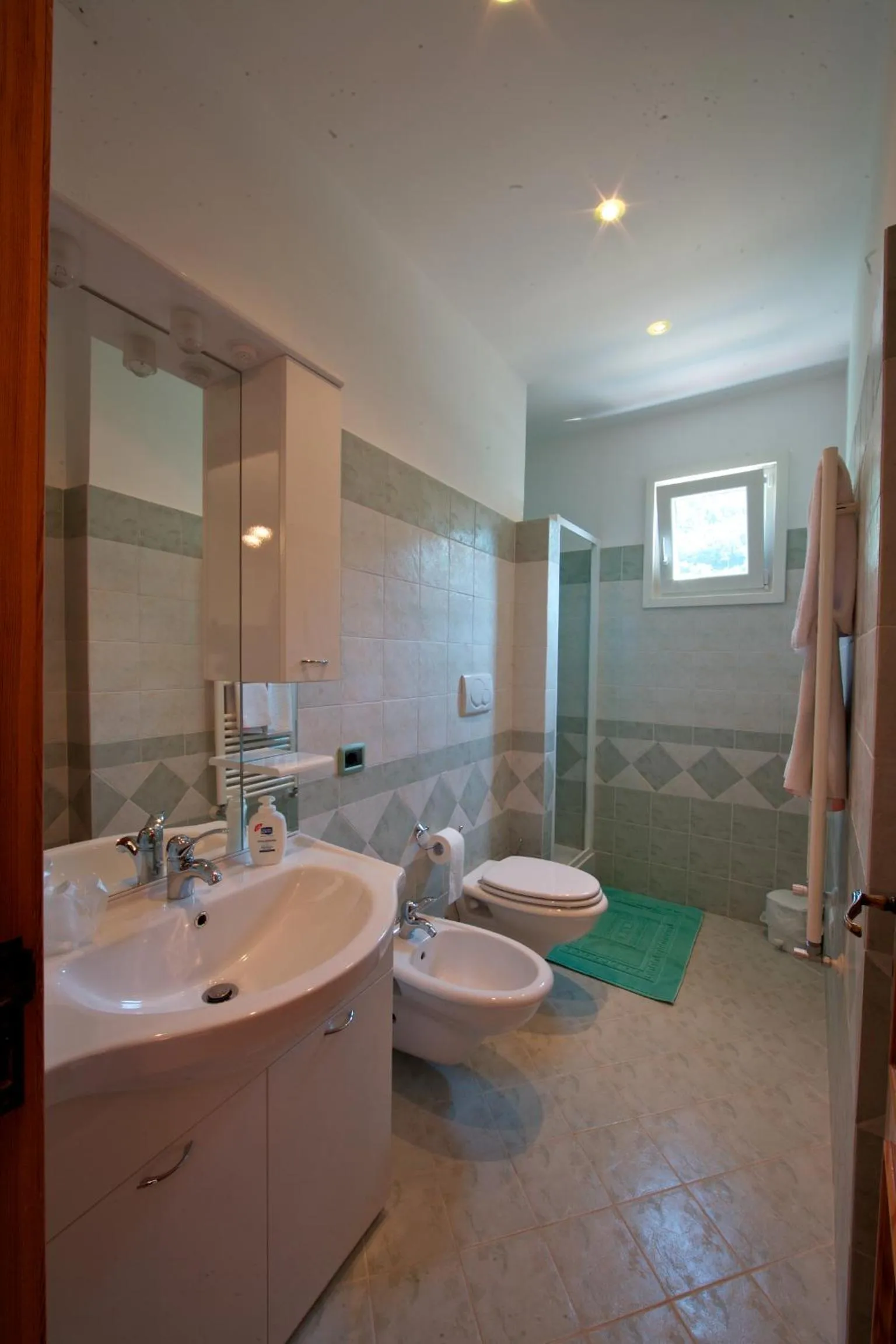 Bathroom in Agriturismo La Lobra