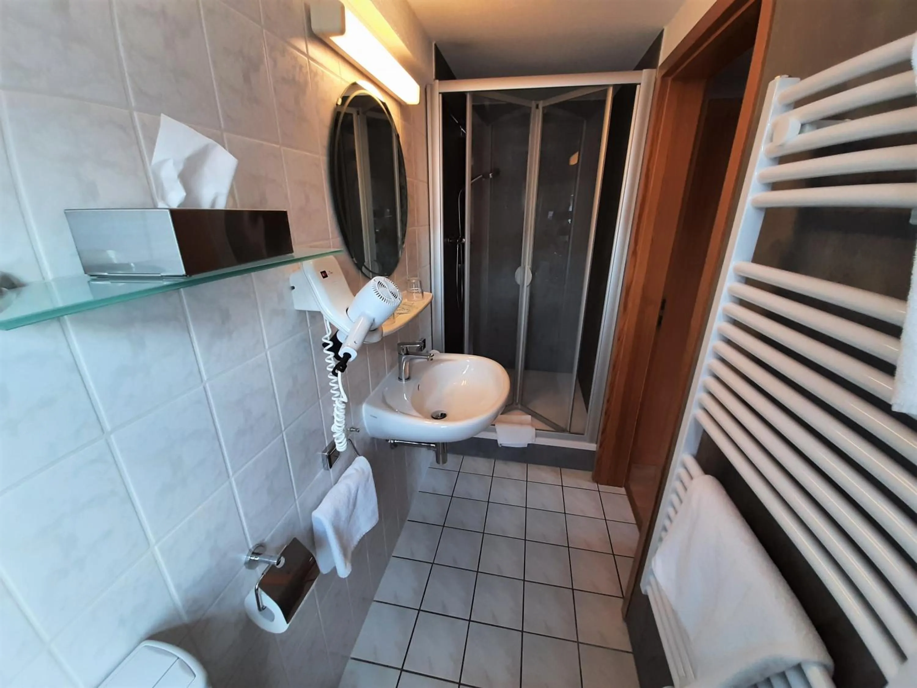 Bathroom in Landhotel Gemeindeschänke