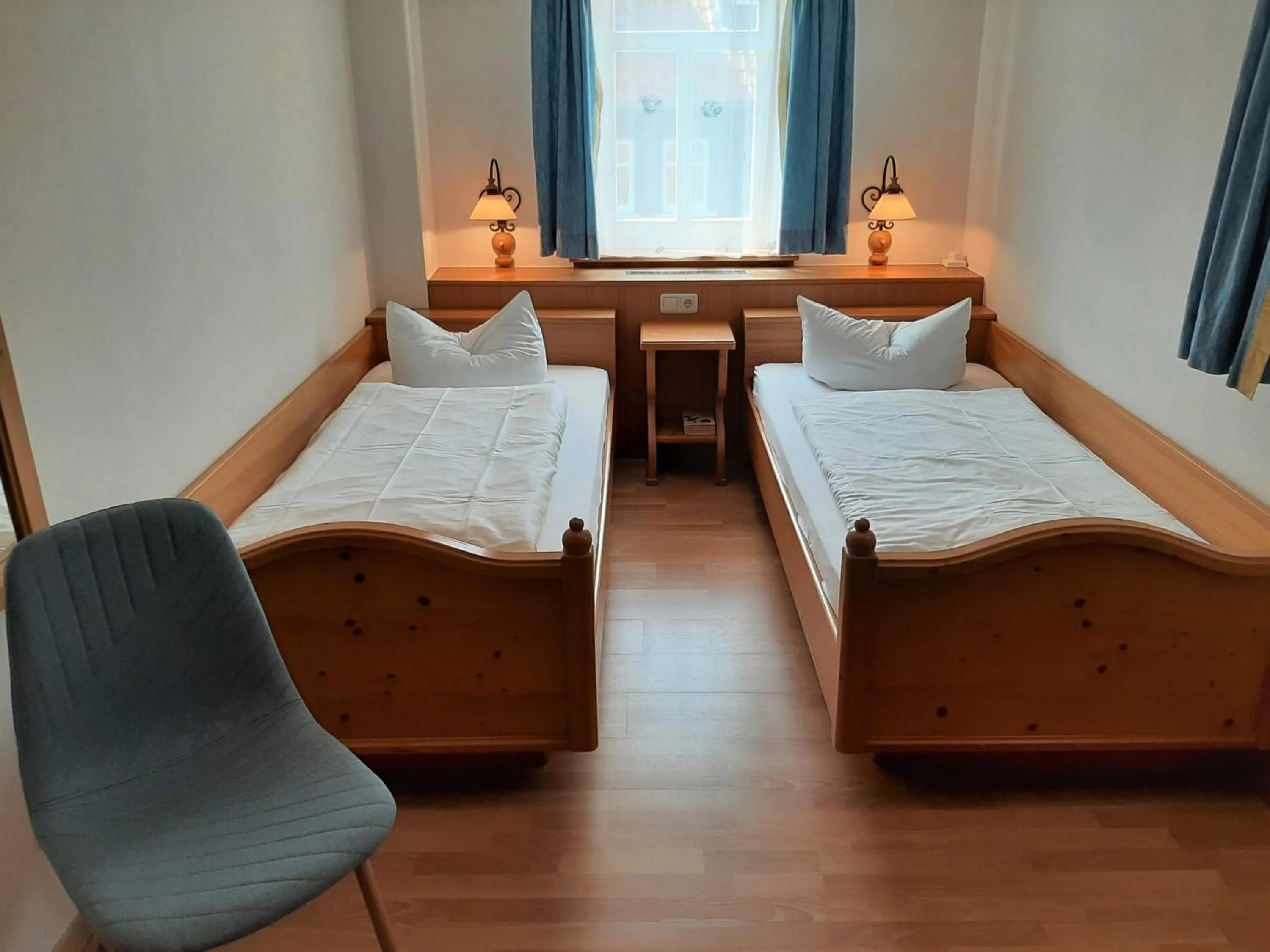 Photo of the whole room, Bed in Landhotel Gemeindeschänke