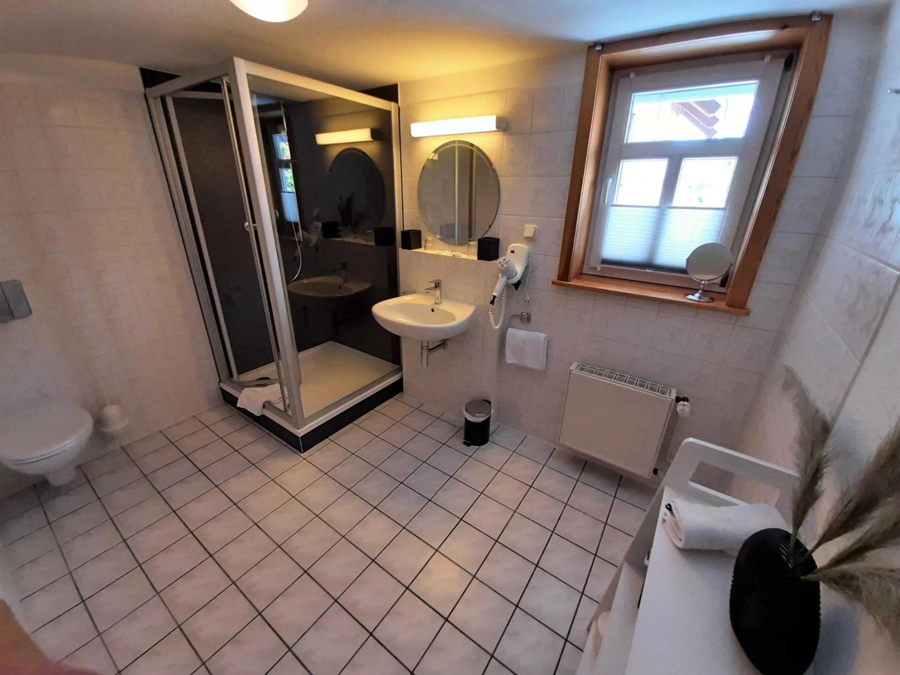 Bathroom in Landhotel Gemeindeschänke