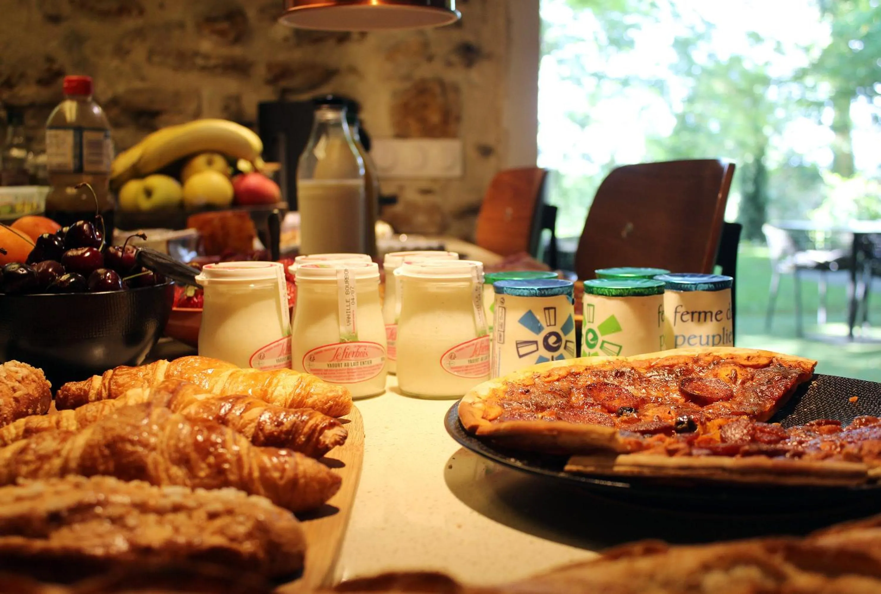 Breakfast in LA MAISON DE ROBINSON