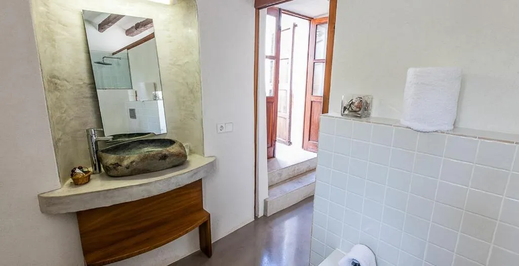 Bathroom in Agroturismo Can Pere Sord