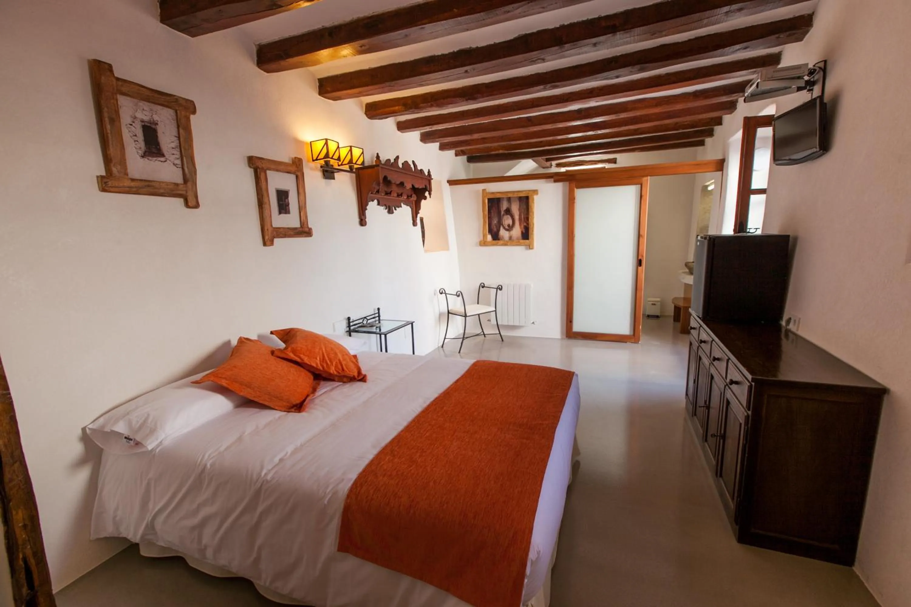 Photo of the whole room, Bed in Agroturismo Can Pere Sord